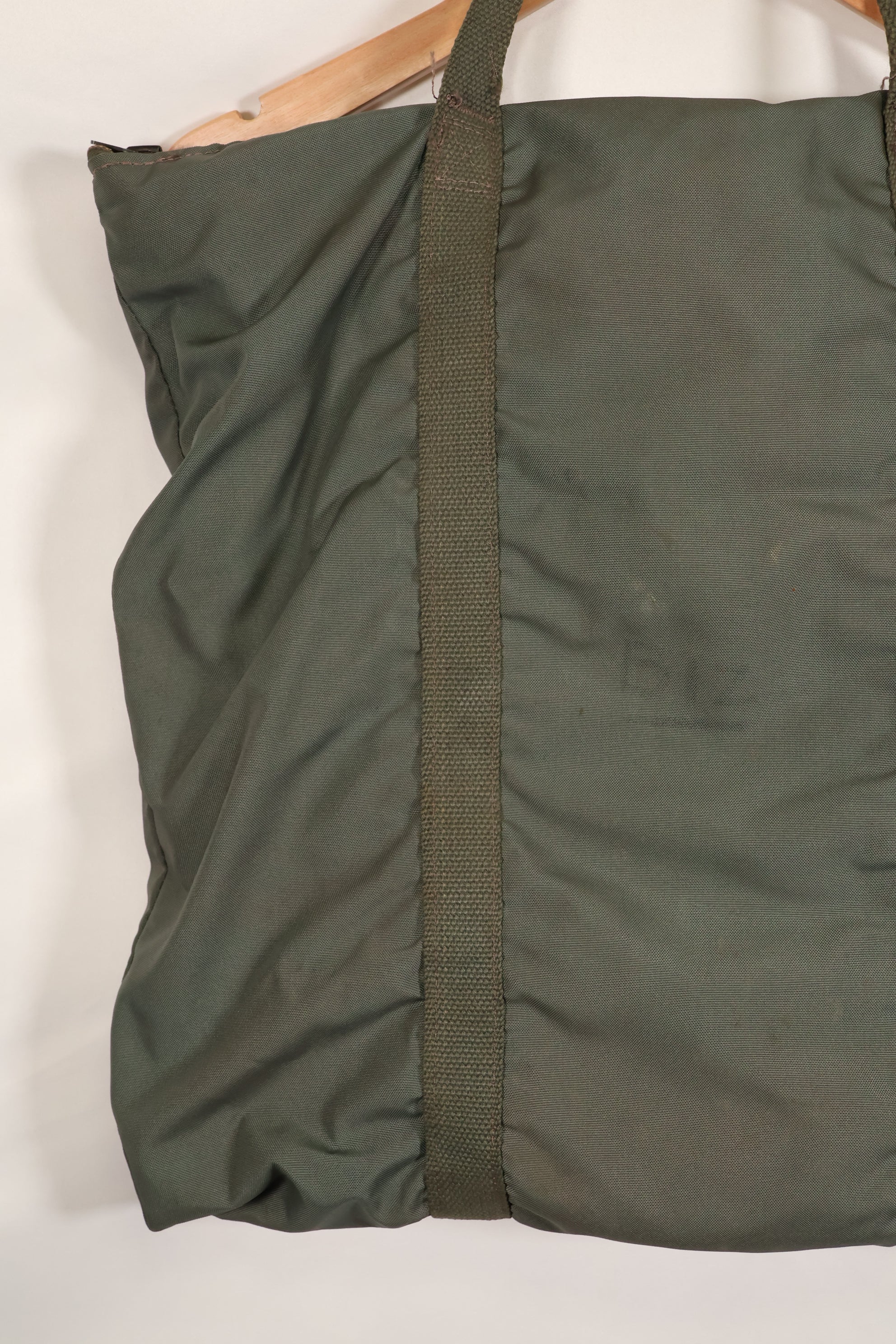 1950's U.S. Air Force early model helmet bag, zipper in operation, beautiful, used.