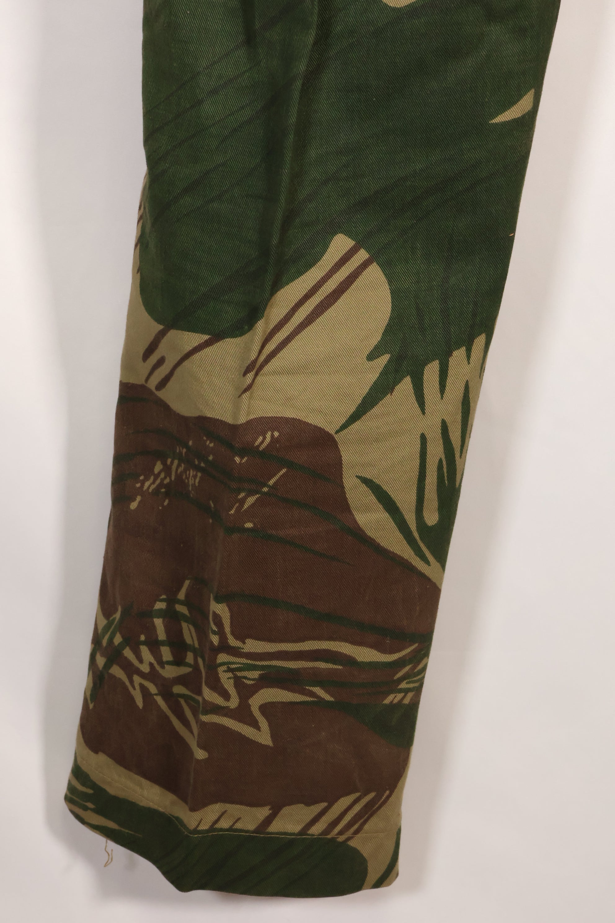 Real Rhodesian Army Rhodesian camouflage pants, faded, used.