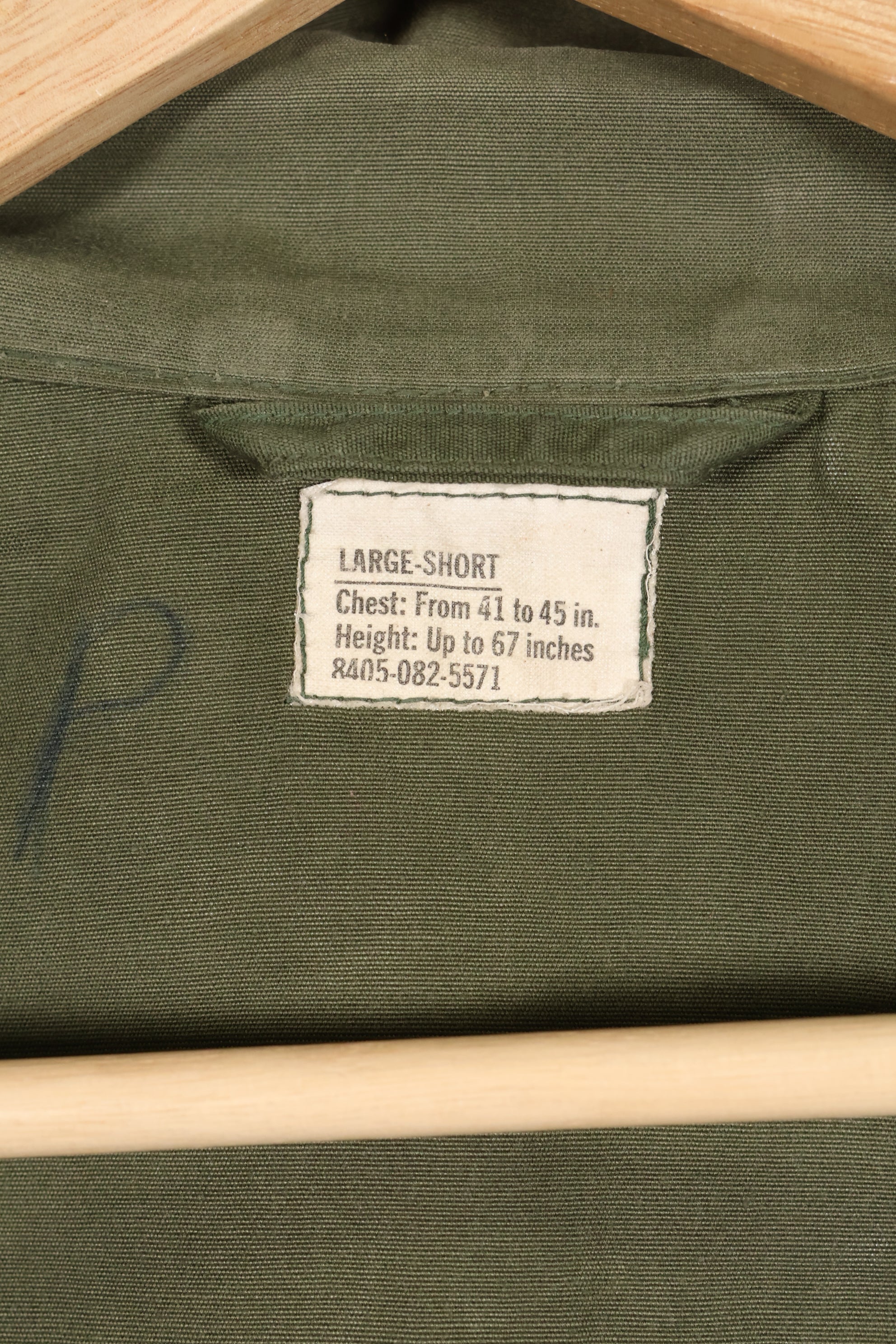 Circa 1967 L-S USAF Air Police 3rd Model Jungle Fatigue Jacket Short Sleeve Custom Used