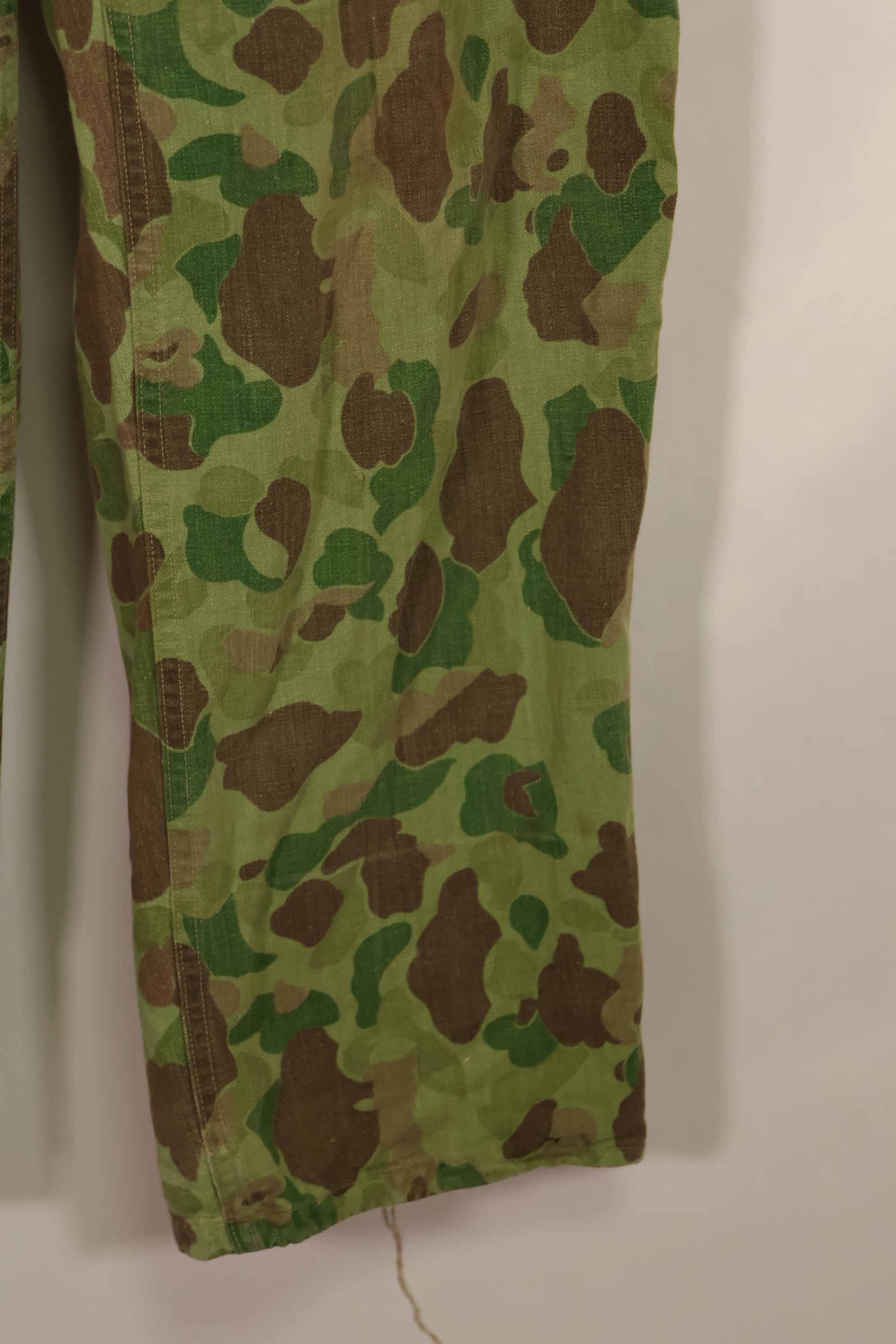 Real 1940s WWII U.S. Marine Corps P44 grogskin camouflage pants, used.