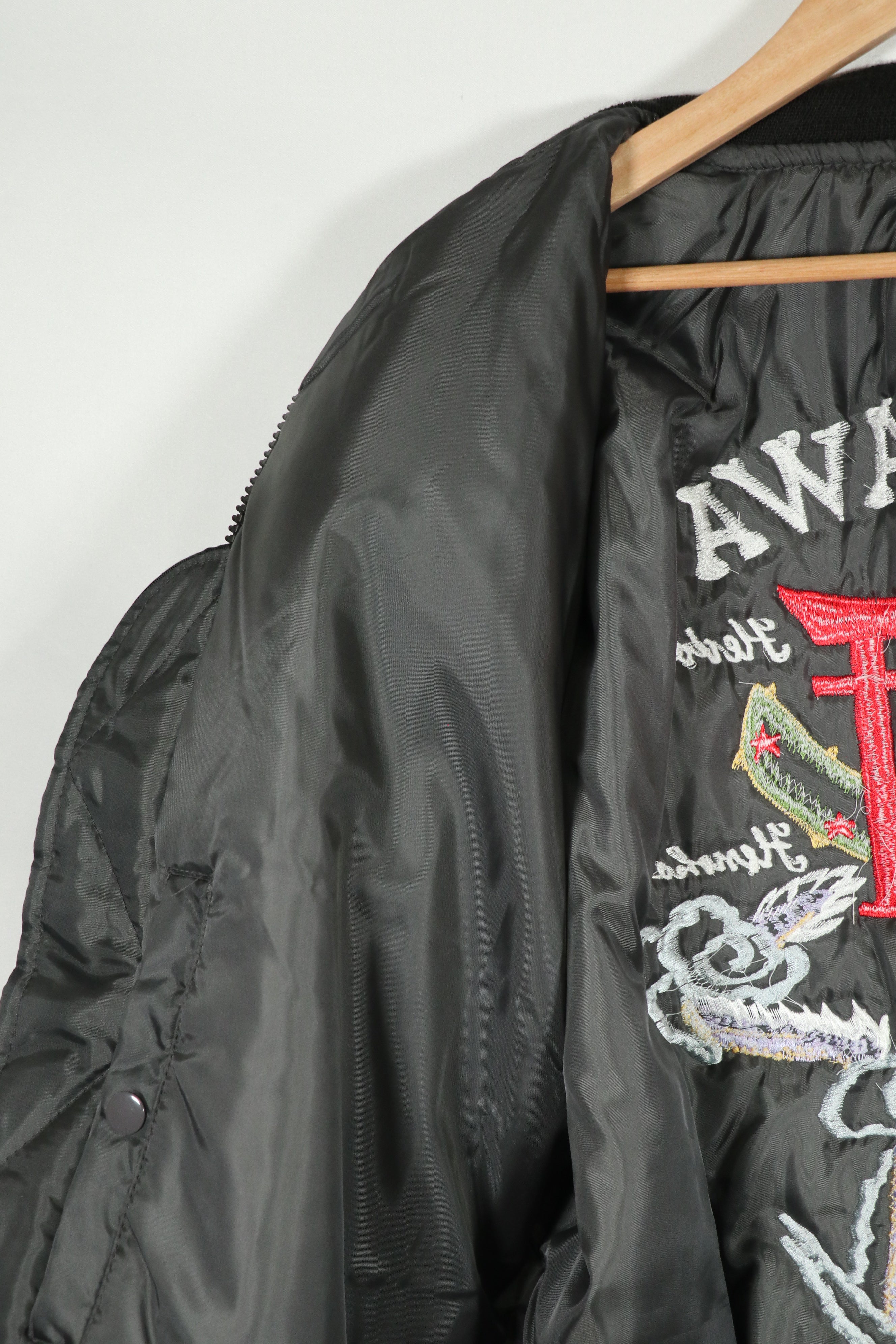 Recent Okinawa made souvenir Jacket directly embroidered MA-1 B