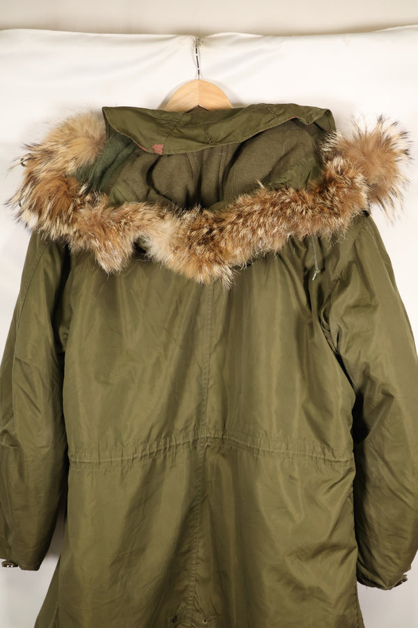 Early 1950s M51 Field Parka with fishtail wool pile liner, used.