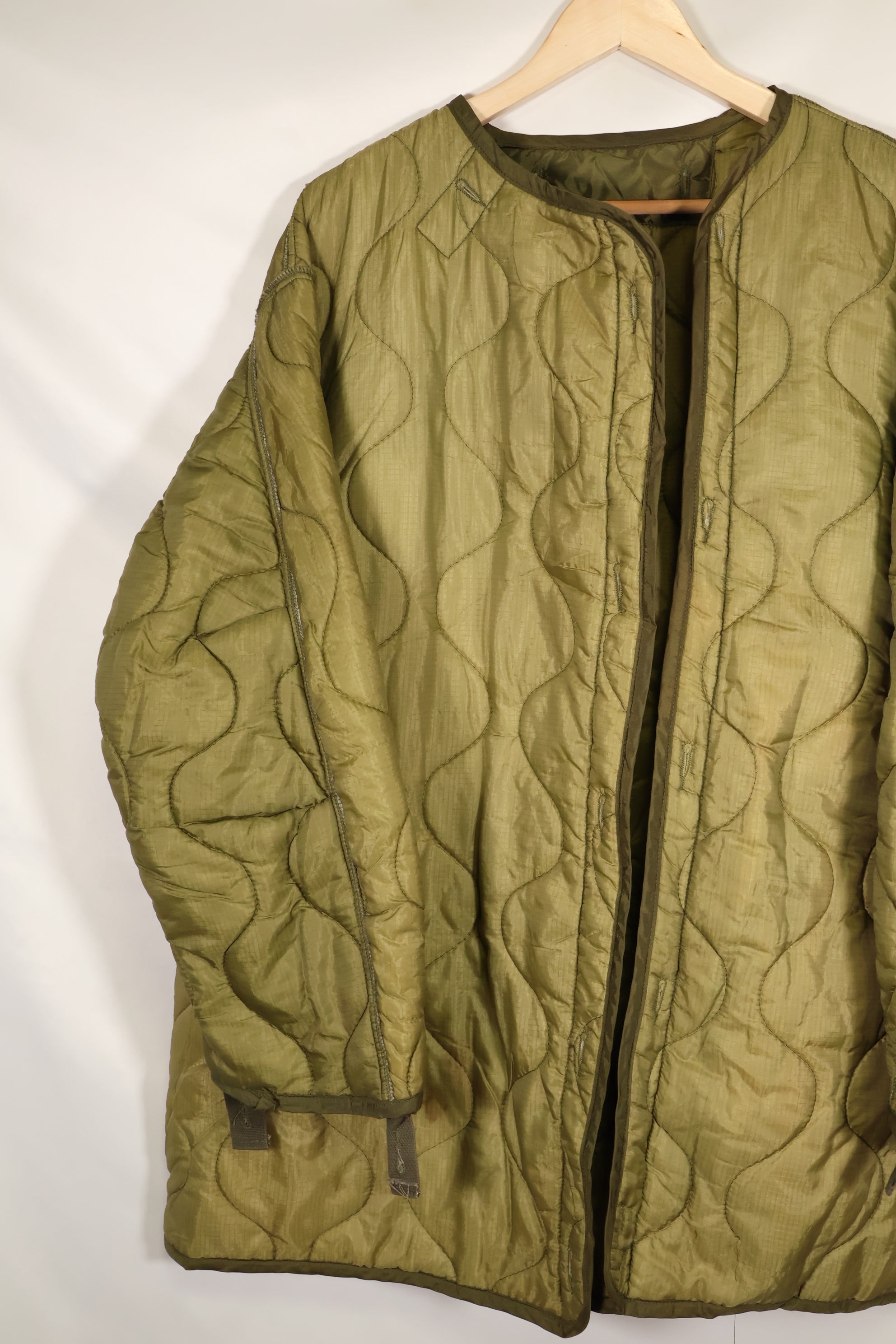 1982 contract MEDIUM M65 fishtail parka liner, good condition, used.