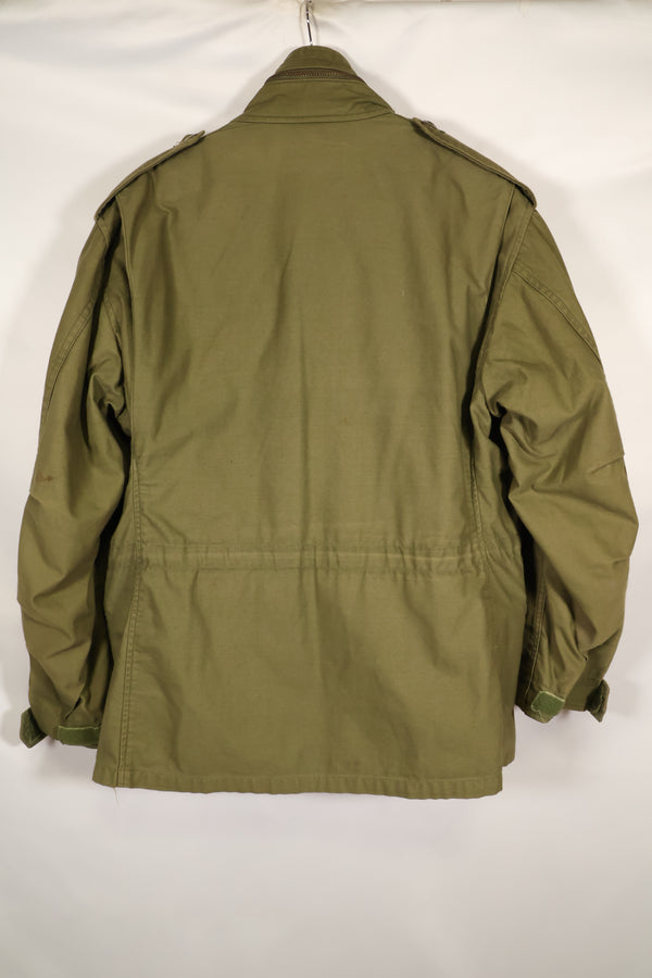 Early 1970's Estimated MEDIUM size 3rd Model M65 Field Jacket, size tag missing, used.