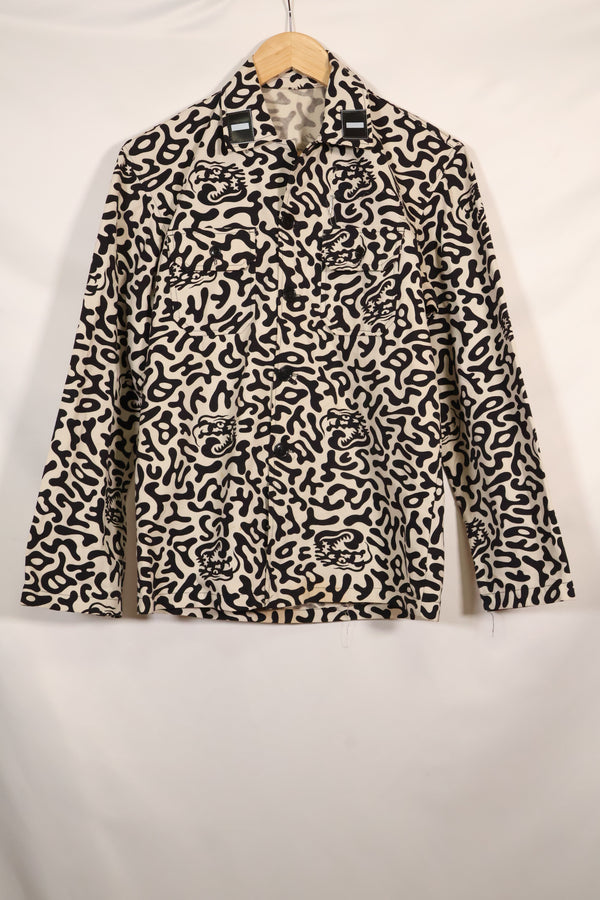1980's Korean student camouflage clothing Hangul camouflage shirt, almost unused B