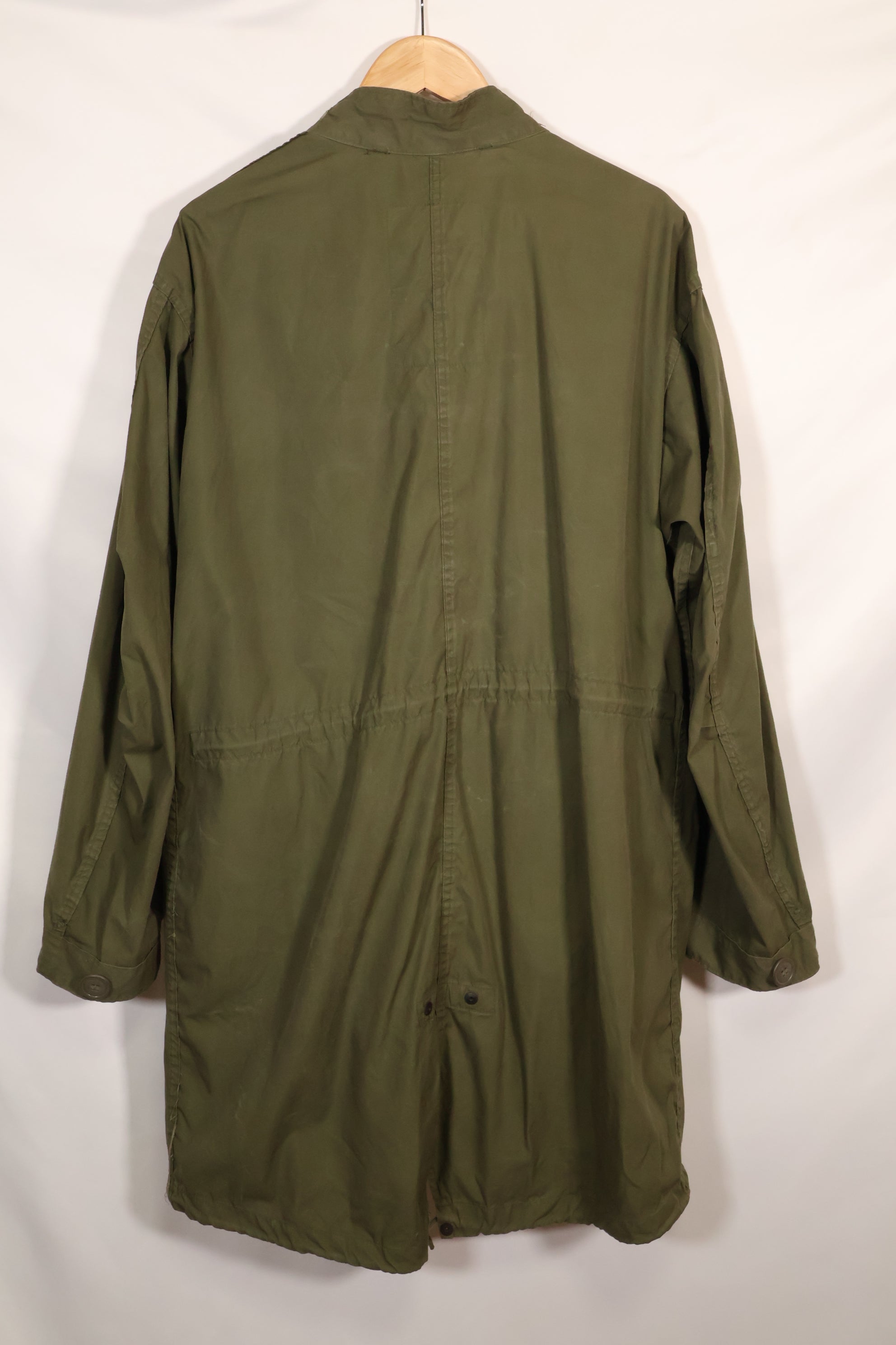 1977 Contract S-R U.S. Army M65 Field Parka, good condition, used.
