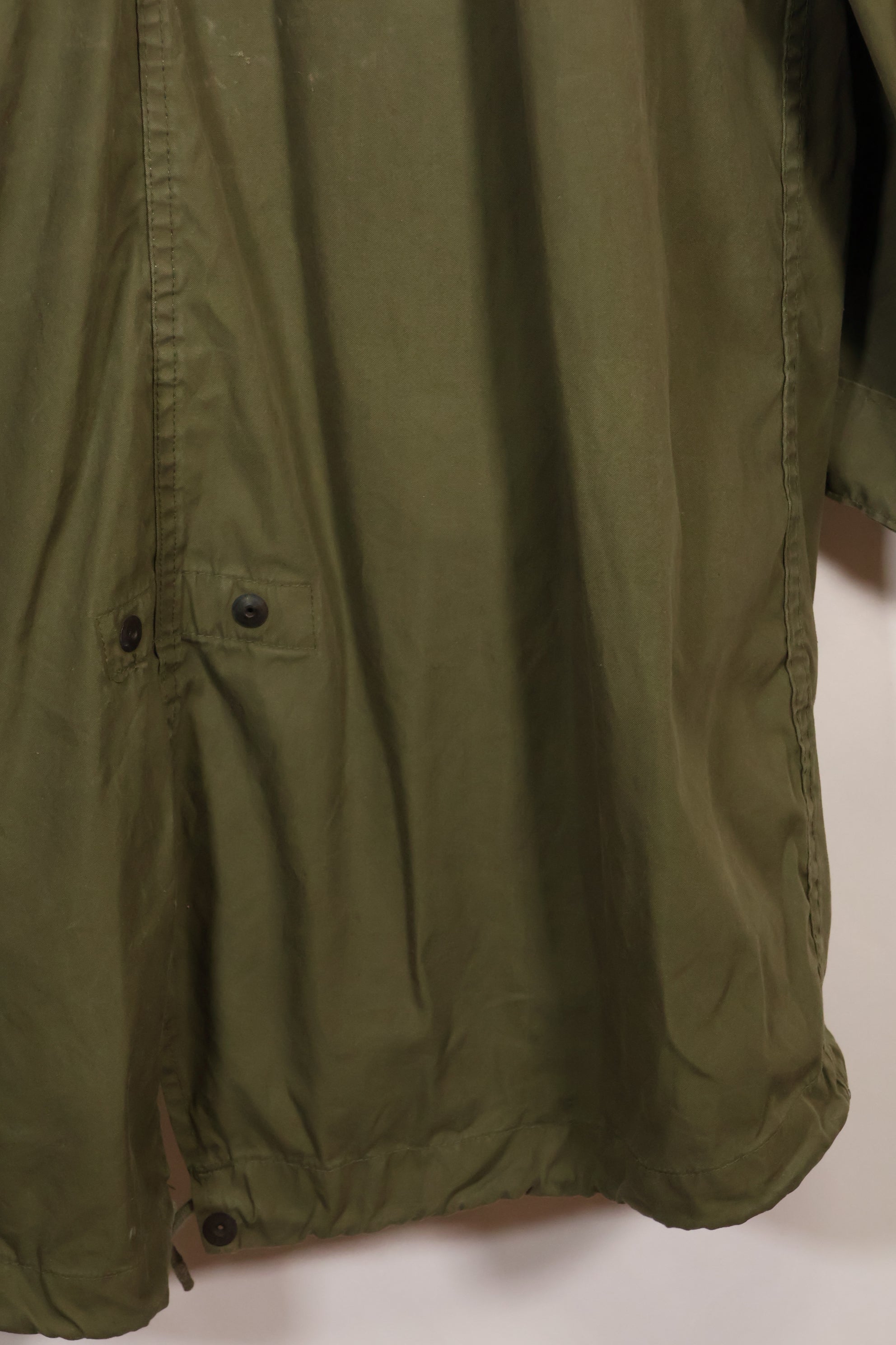 1977 Contract S-R U.S. Army M65 Field Parka, good condition, used.