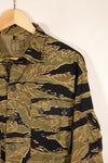 Late 1960s US-M Gold Tiger Tiger Stripe US-cut shirt, in good condition