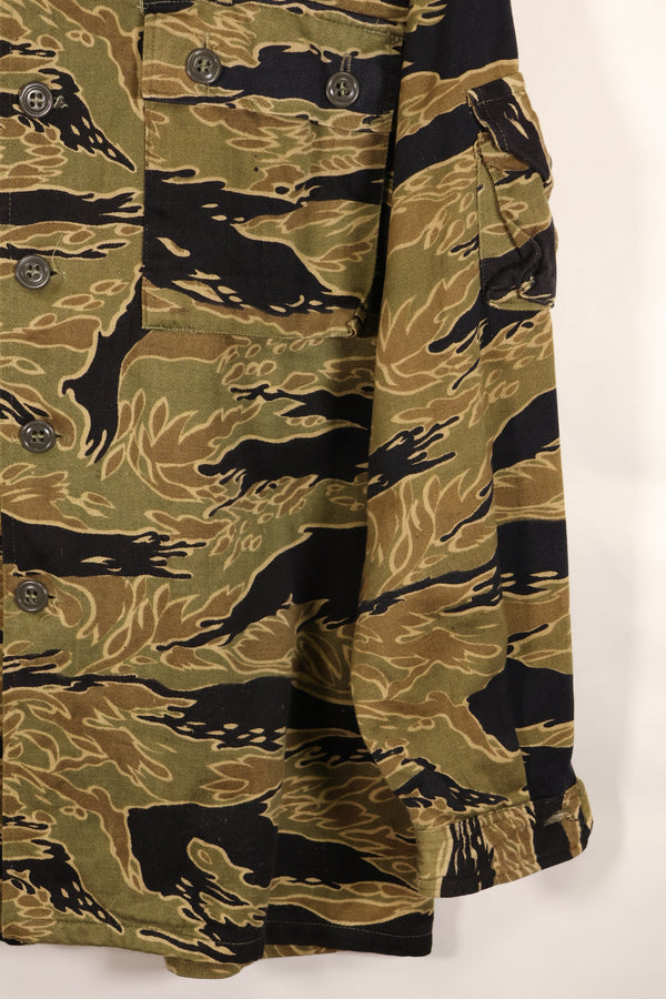 Late 1960s US-M Gold Tiger Tiger Stripe US-cut shirt, in good condition