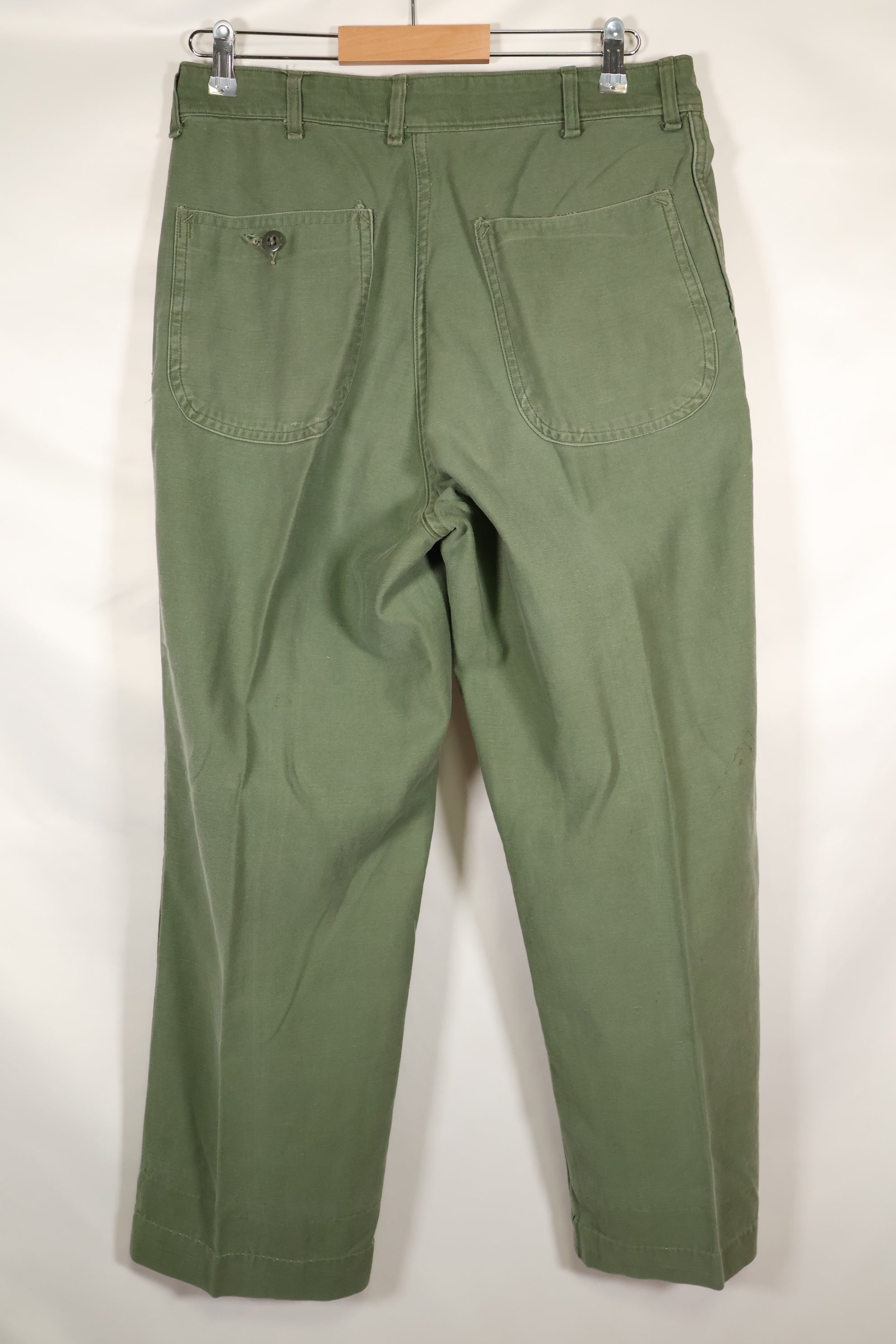 1960's lot, estimated 34 degrees USMC P-56 utility pants, used.
