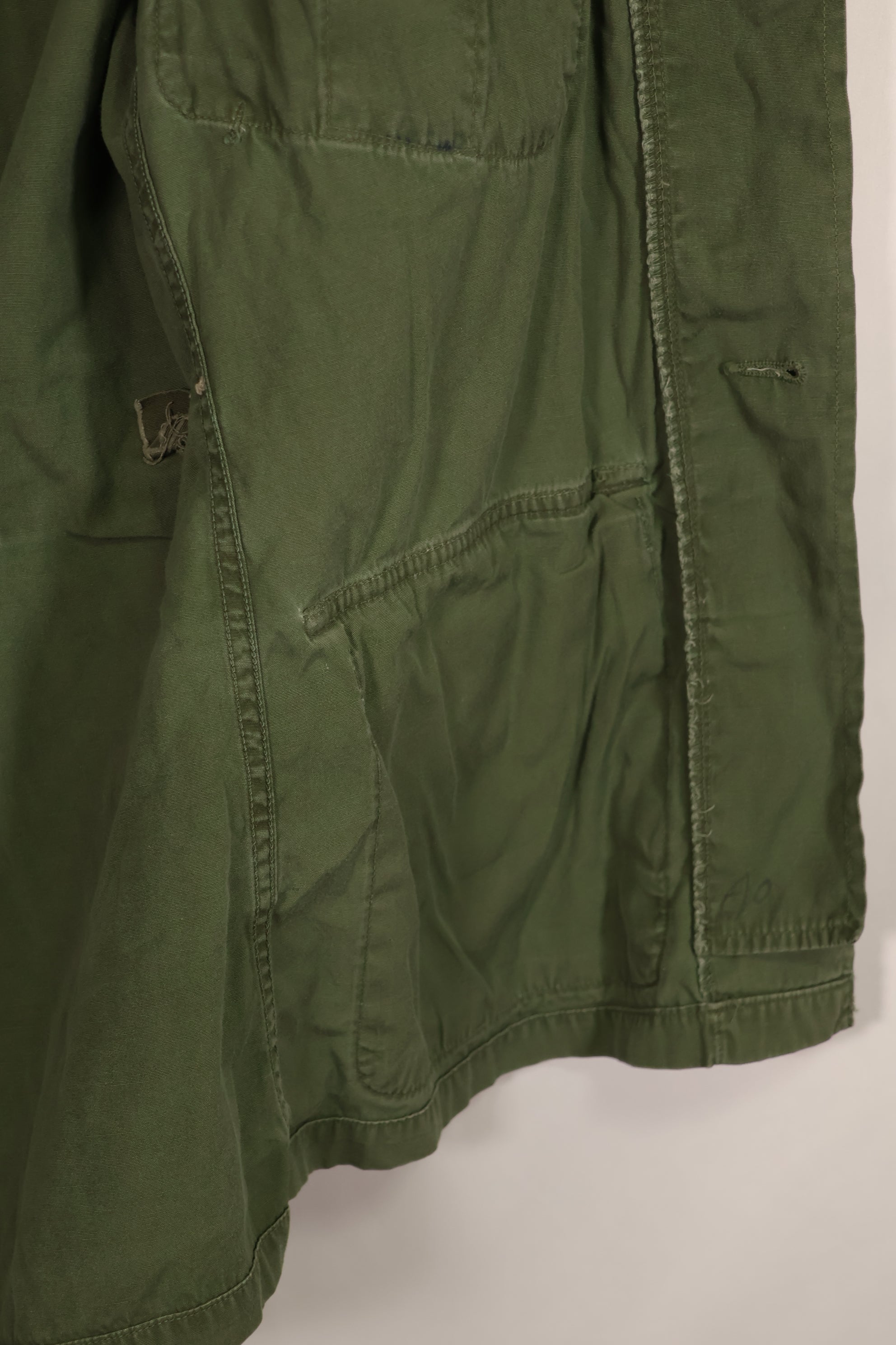 Real 2nd Model Jungle Fatigue Jacket without epaulettes, used.