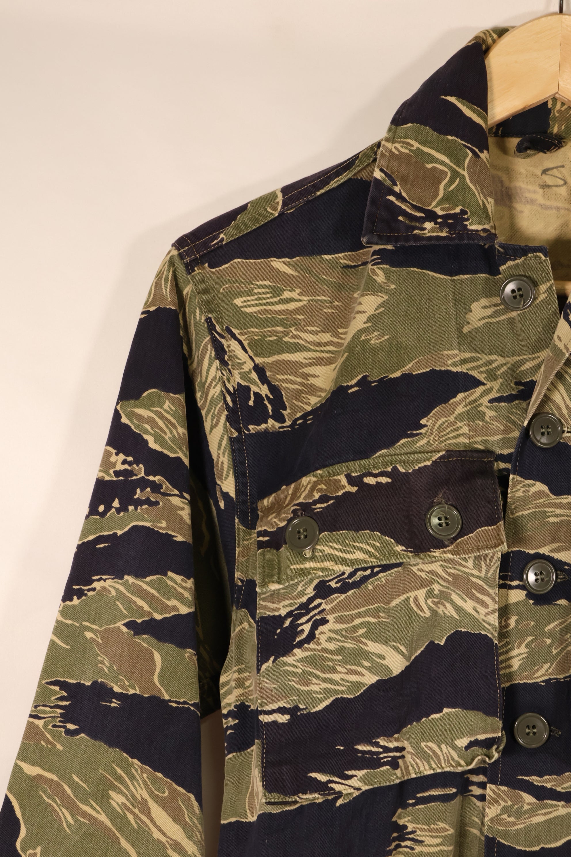 Circa 1965, Made in Japan, US-S, Okinawa Tiger Pattern, Tiger Stripe, US-cut shirt, JWD, Used