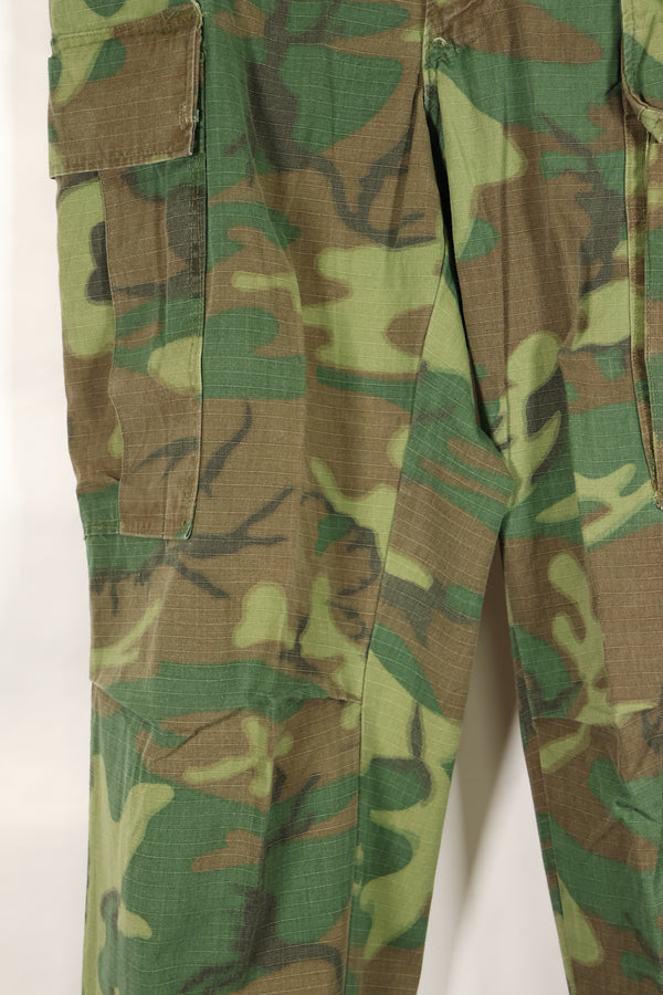 1968 contract missing size tag Ripstop ERDL camouflage Fatigue pants, used.