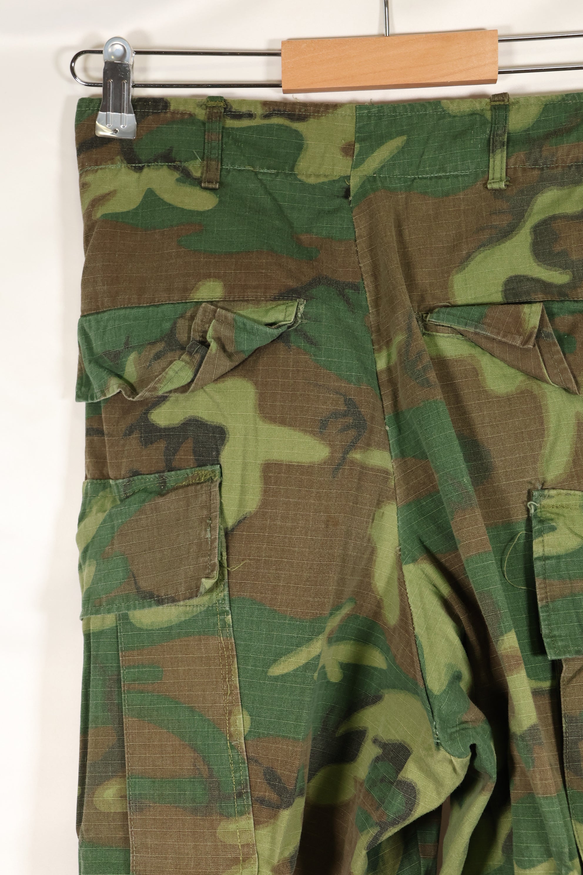 1968 contract missing size tag Ripstop ERDL camouflage Fatigue pants, used.