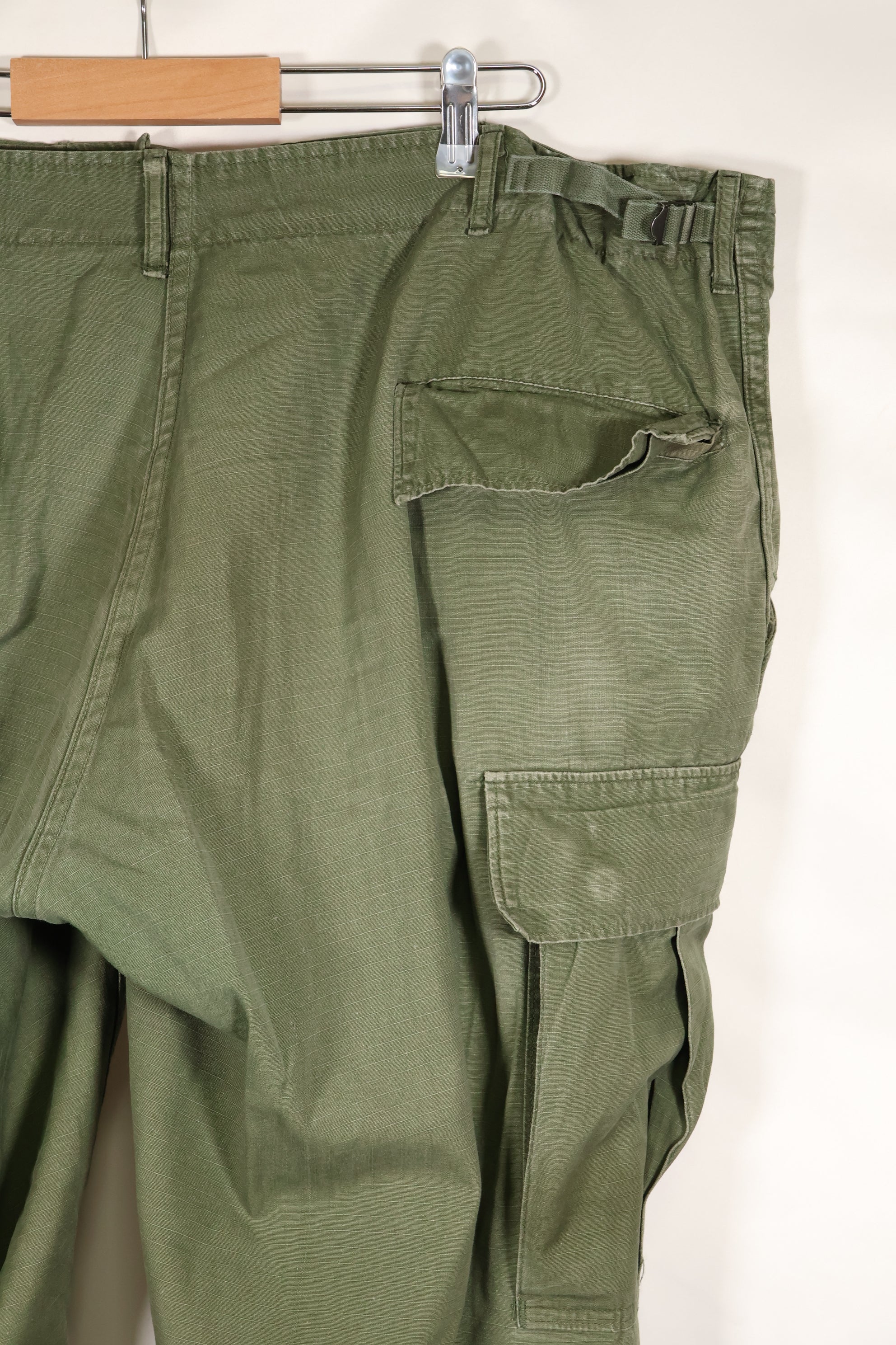 1969 Contract X-L-R 4th Model Jungle Fatigue Pants, used, largest size, rare.