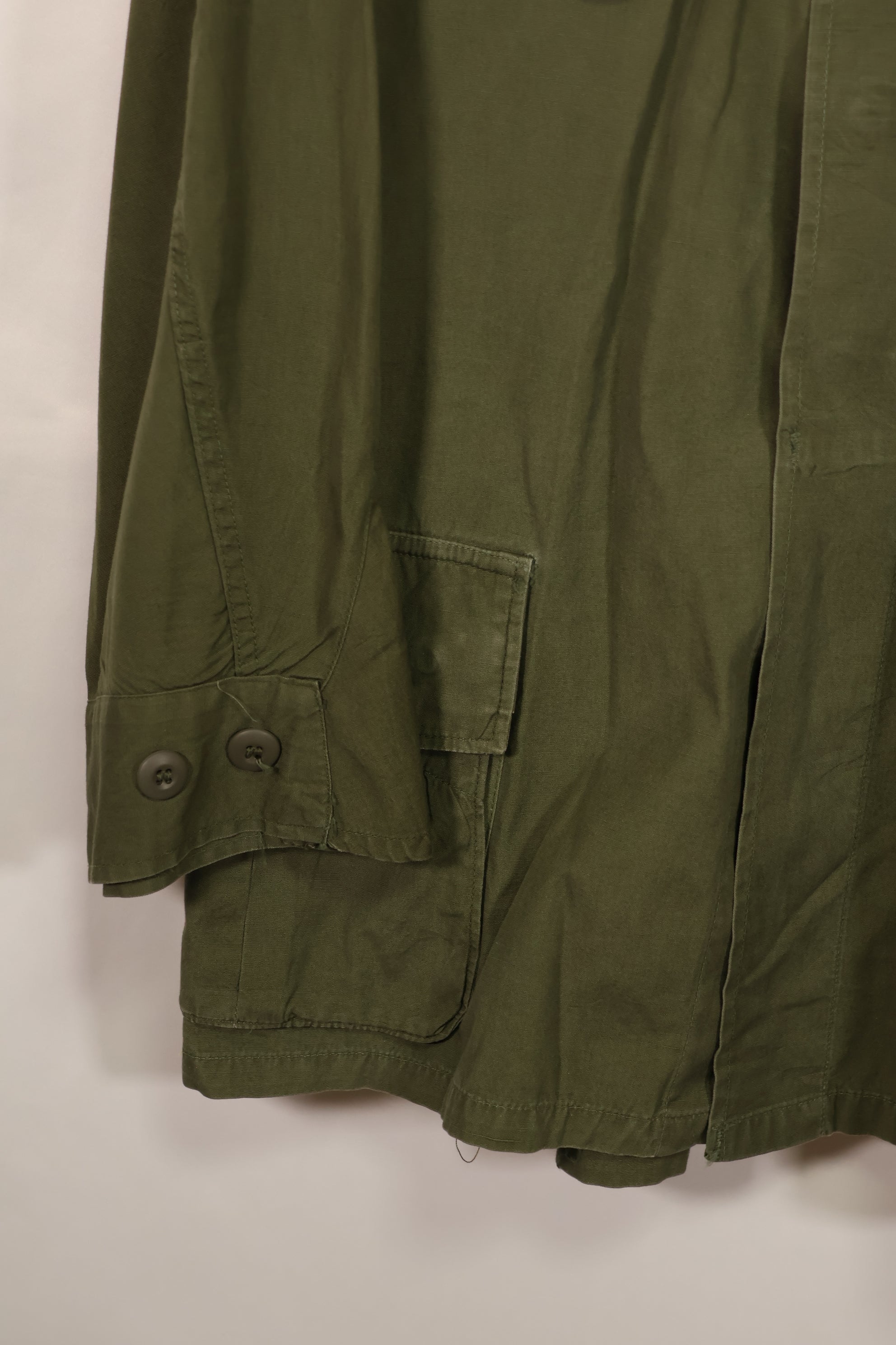 Real circa 1966-1967 lot 3rd Model Jungle Fatigue Jacket, used, size unreadable.