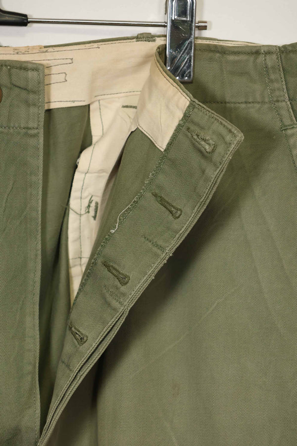 1940s-50s U.S. Army M45 cotton field pants with modified cargo pockets, airborne use, used, A