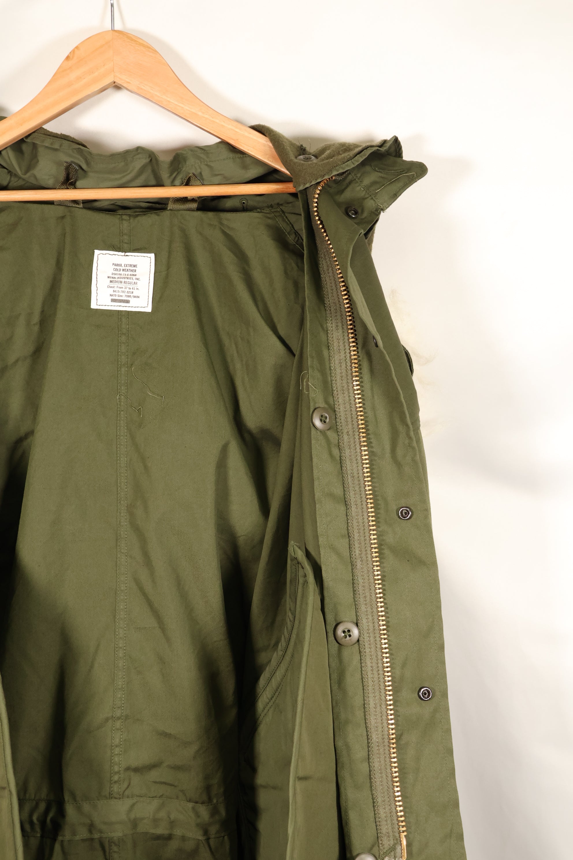 1973 Contract & 1983 Contract Hood M-R M65 Field Hoodie Fishtail Hoodie, almost unused.