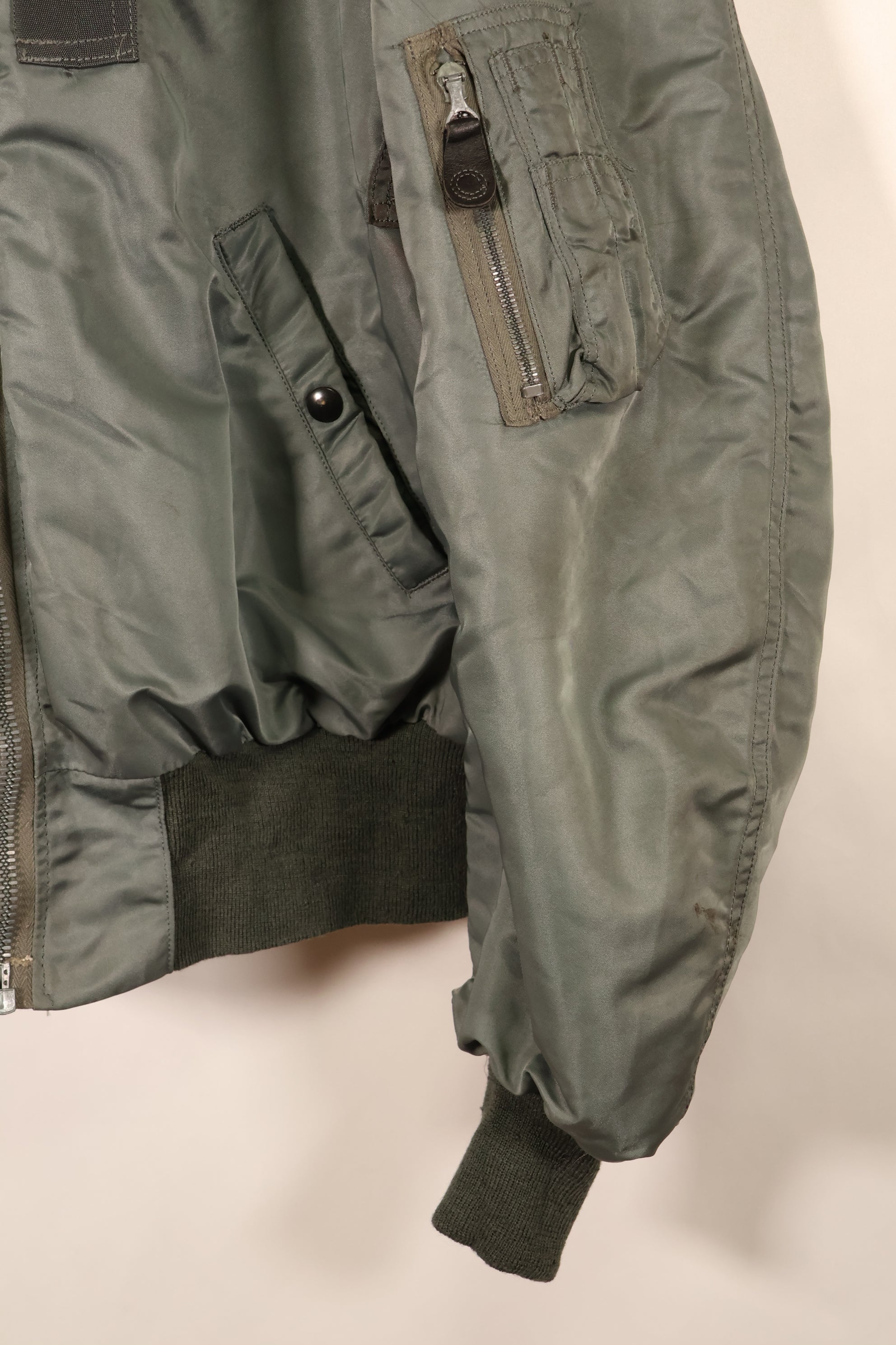 Early 1950s, Size 38, U.S. Air Force (USAF) B-15D Flight Jacket, Modified, Used