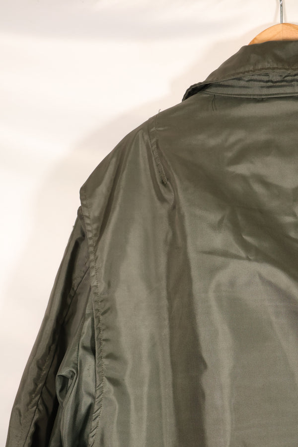 1975 Contract LARGE US Navy CWU-45P Flight Jacket with Intermediates Pockets Used