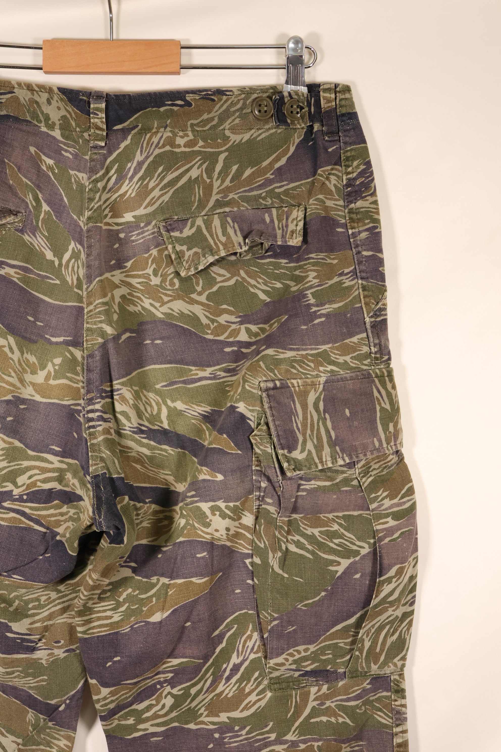 Estimated circa 1966; Privately sourced; Silver Tiger pattern; Tiger stripes; 2nd Model fatigue pants cut; Used