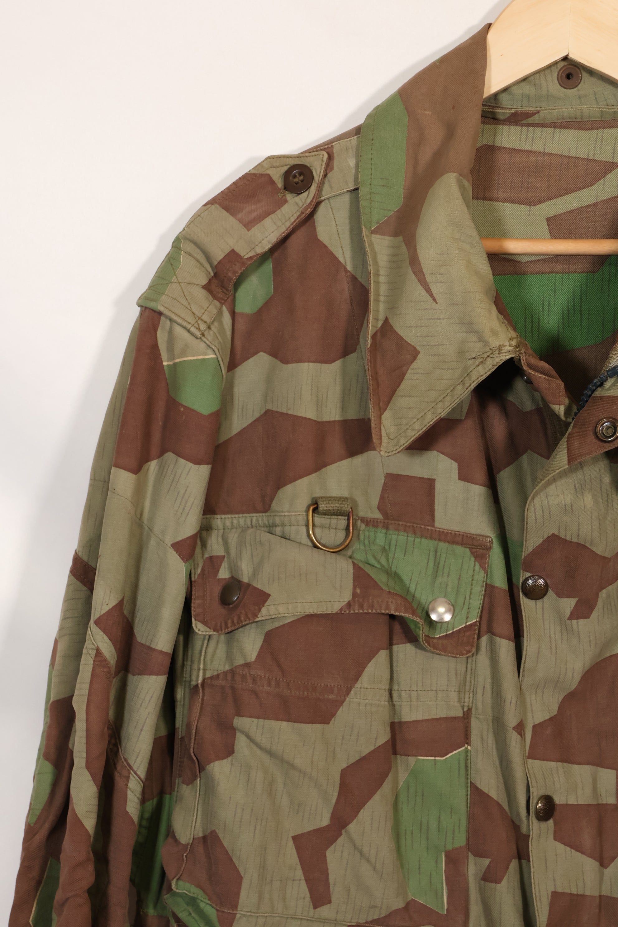 1950s West German splinter camouflage paratrooper jacket, used.