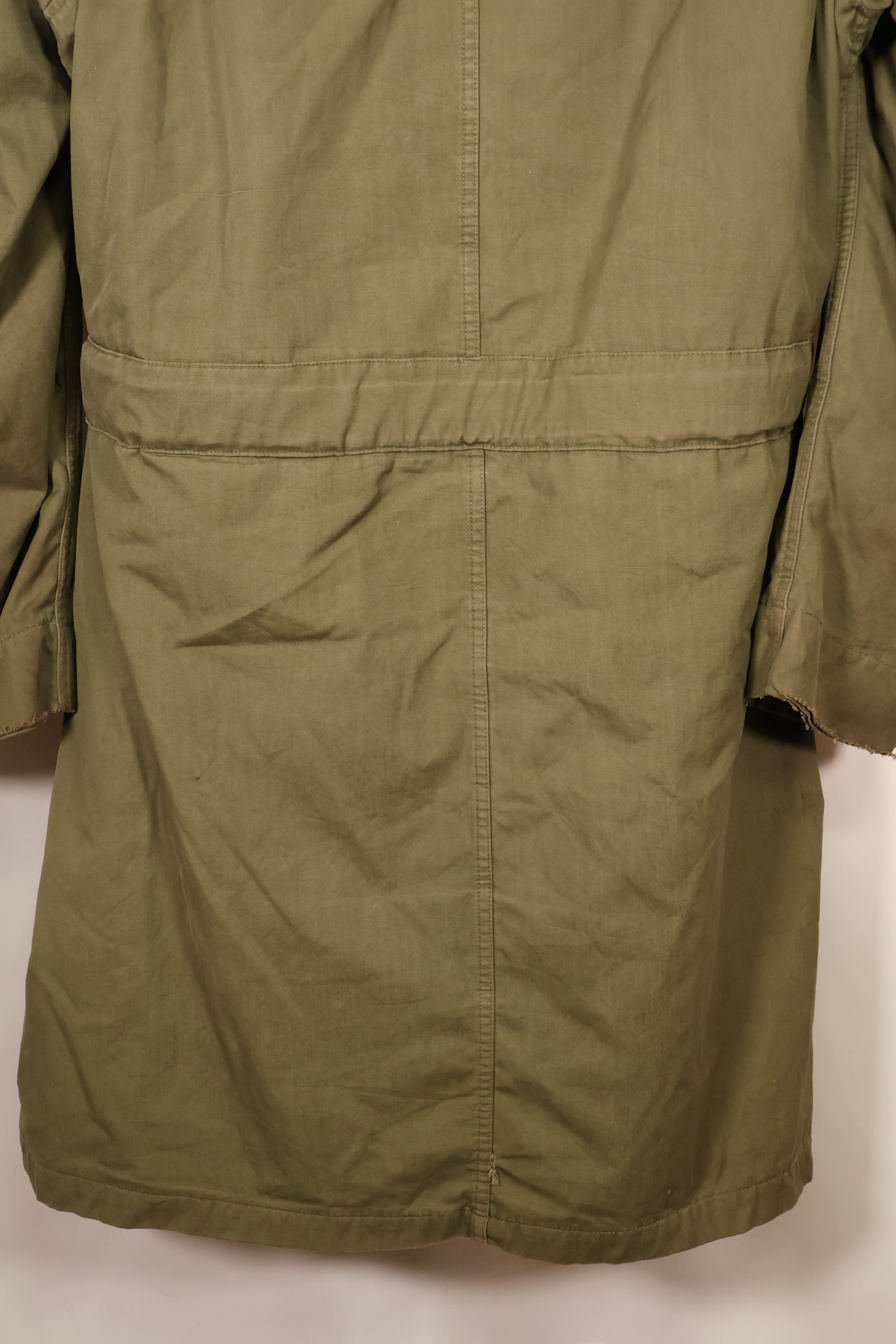 1940s MEDIUM M-1947 Field Parka, Army/Marine Corps, Shows Signs of Wear, Used