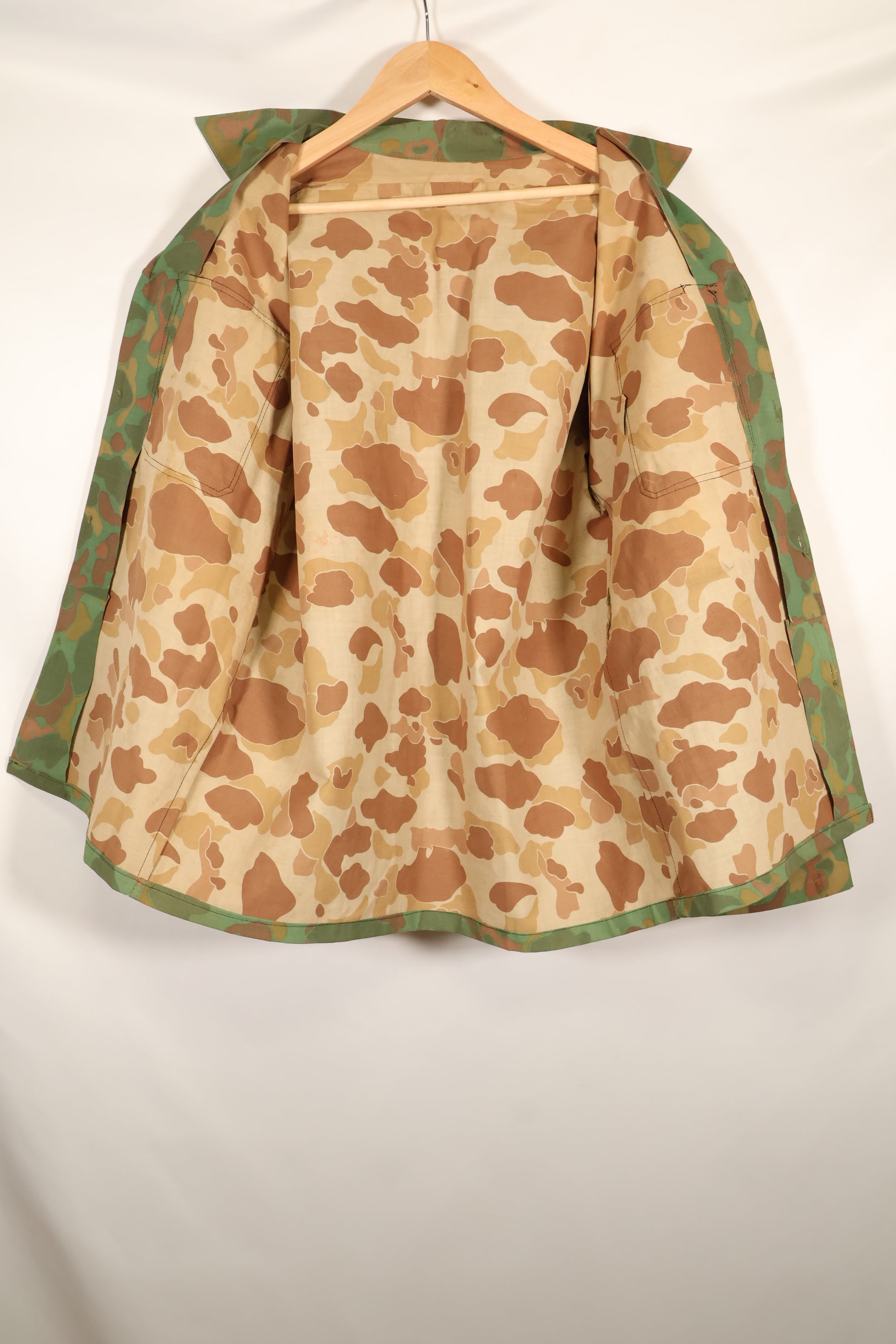 1960's Privately Sourced U.S. Marine Corps Frogskin Poncho Shirt and Pants Set Made in South Vietnam