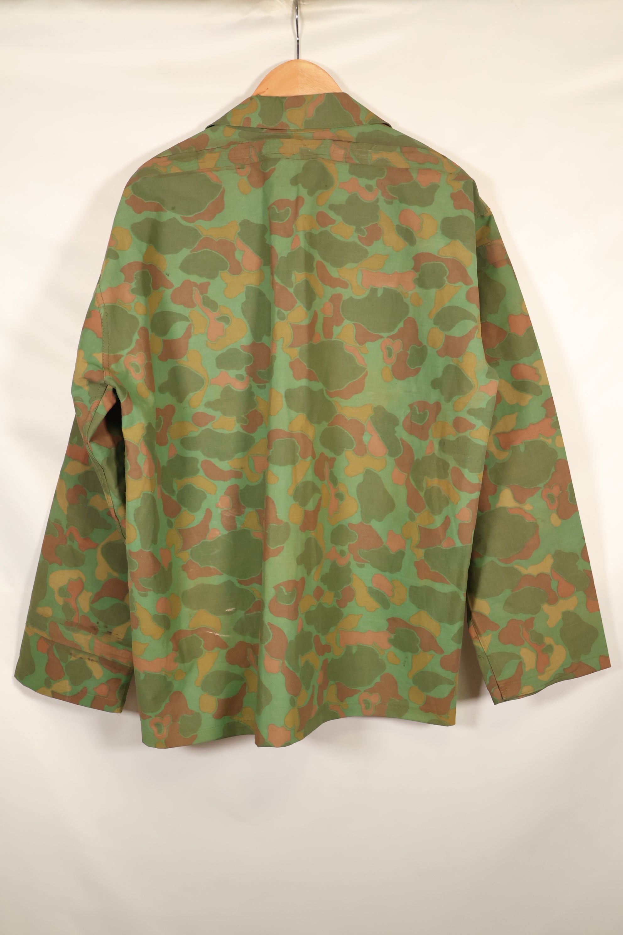 1960's Privately Sourced U.S. Marine Corps Frogskin Poncho Shirt and Pants Set Made in South Vietnam