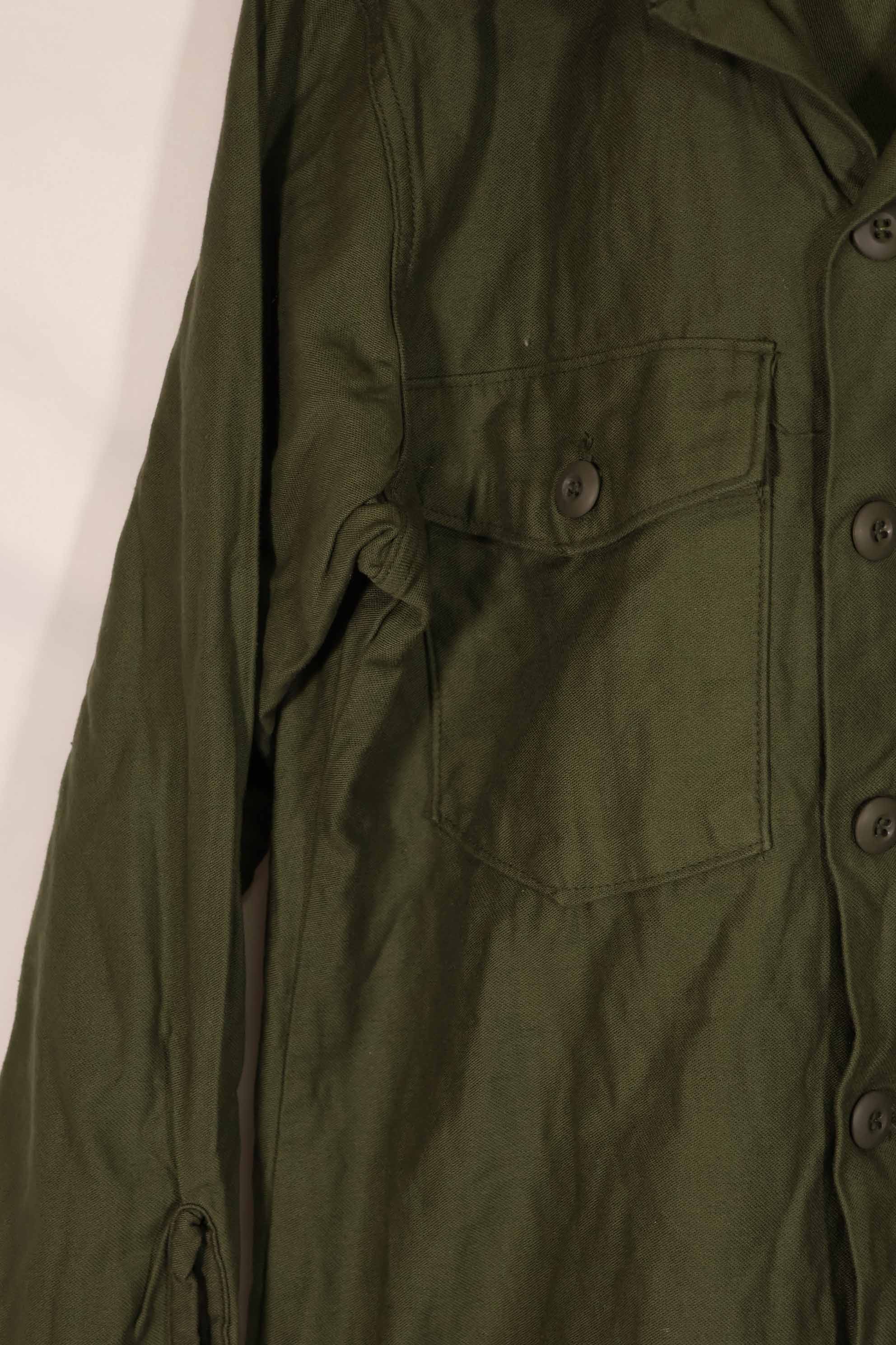 Real 1971 U.S. Army OG-107 utility shirt, almost unused A