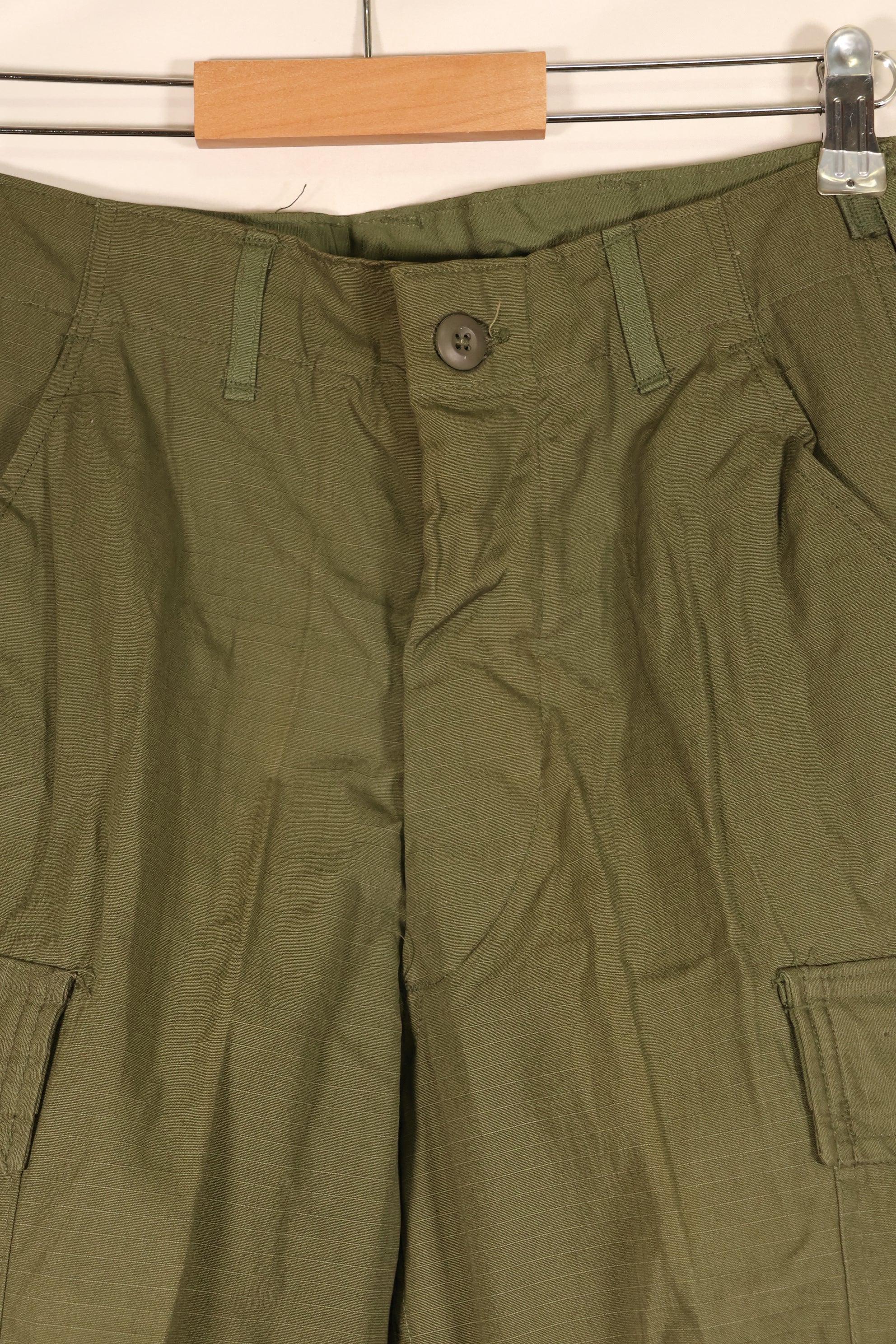 Late 1960s, S-R, U.S. Army, 4th Model Jungle Fatigue Pants, in good condition, almost unused