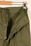 Late 1960s, S-R, U.S. Army, 4th Model Jungle Fatigue Pants, in good condition, almost unused