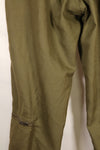Early 1970s, estimated MEDIUM pilot fireproof pants, size tag missing, used.