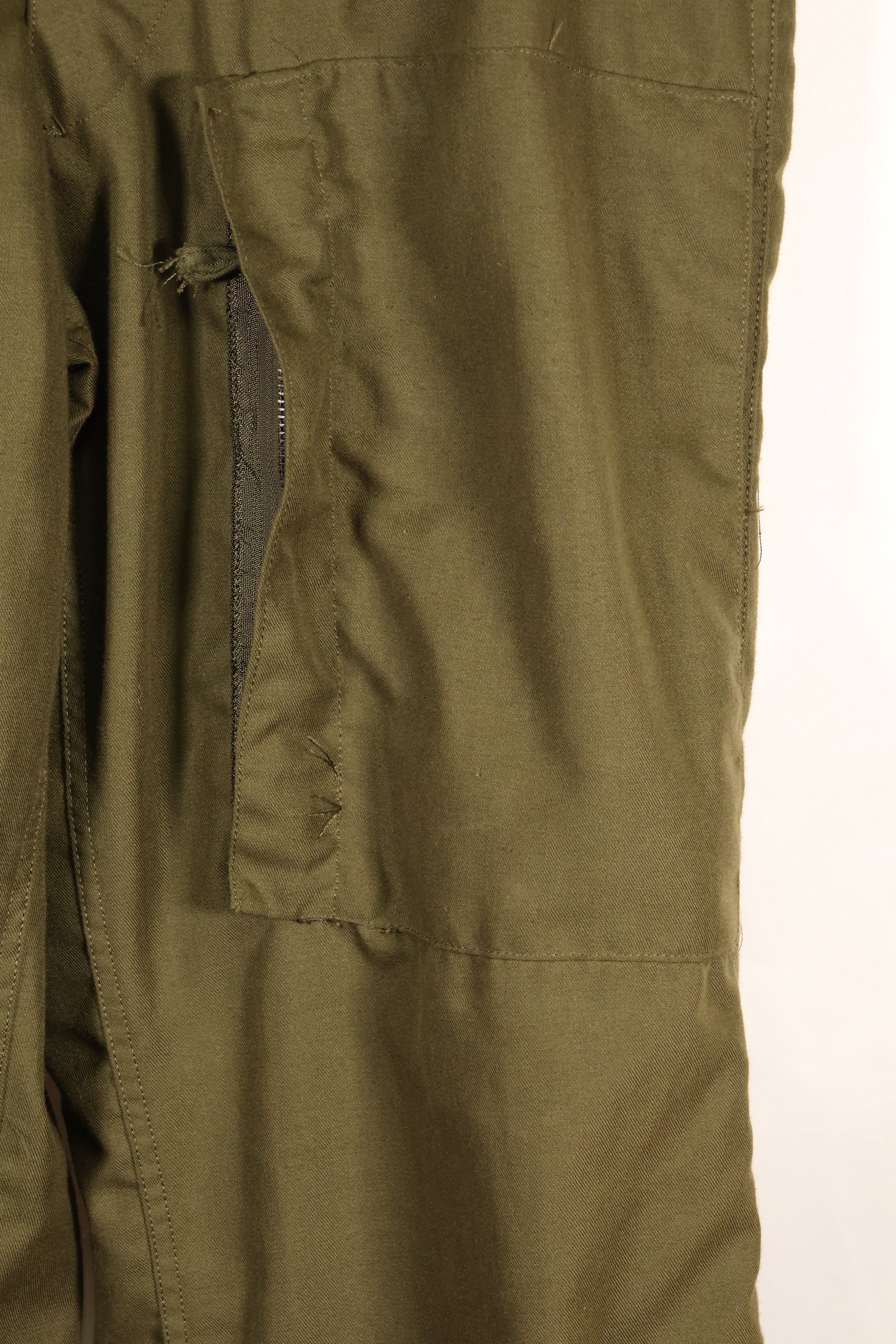 Early 1970's M-L pilot fireproof pants, size tag missing, used.