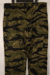 Real deadstock Okinawa Tiger Tiger Stripe Pants US-L in mint condition