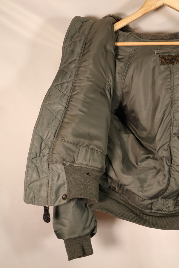 Mid-1950s, MEDIUM, U.S. Air Force (USAF), N2-B Flight Jacket, Used