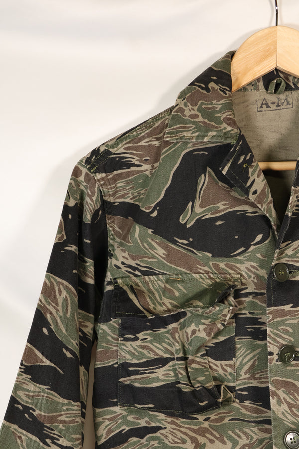 1960s Japanese Silver Tiger Asian Cut shirt, tiger stripe, used, no cuffs.