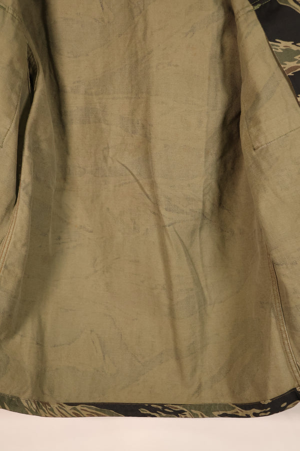 Circa 1965, Made in Japan, A-M, Silver Tiger, Asian Cut, Tiger Stripe Shirt, Good Condition, Used