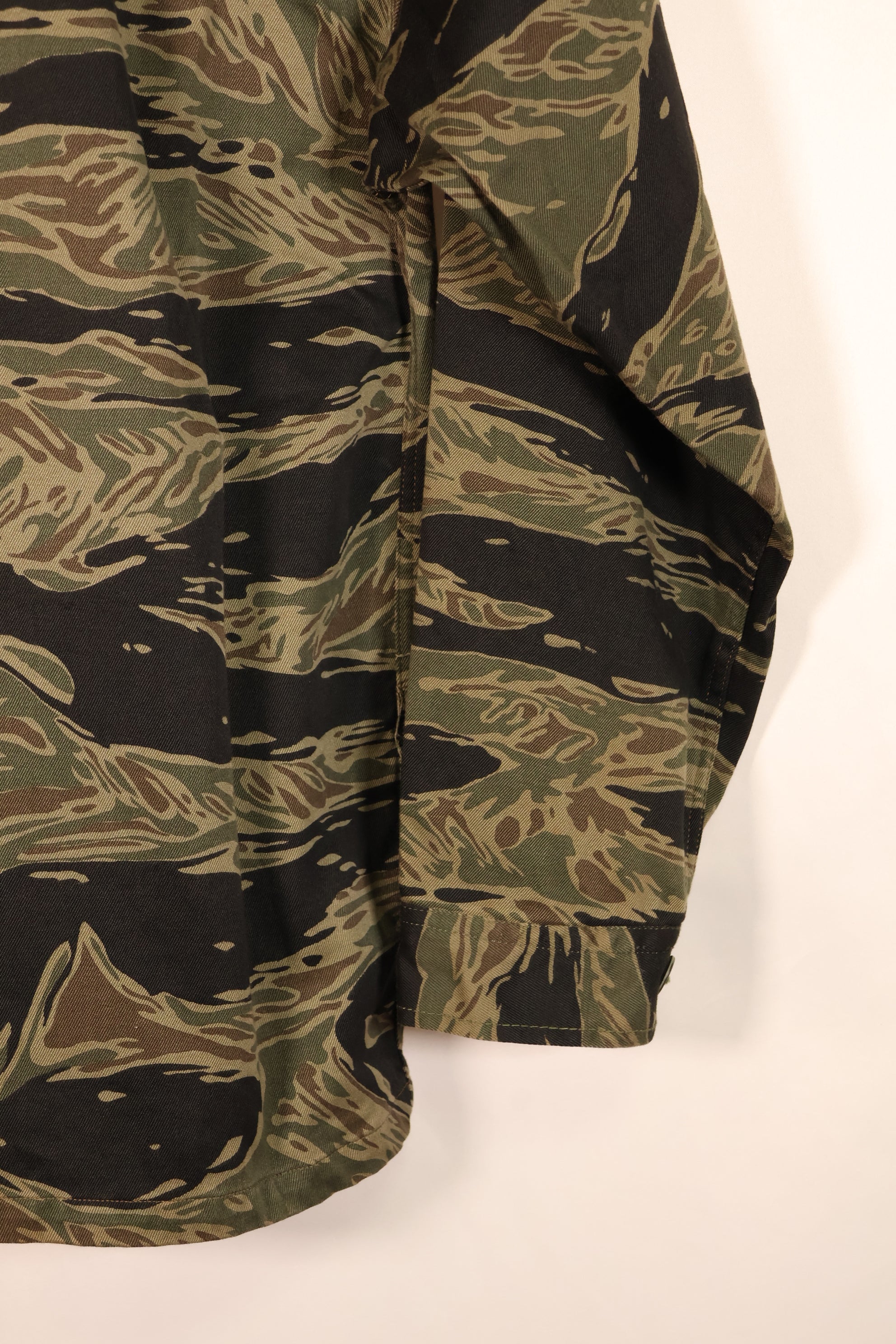 Circa 1965, Made in Japan, A-M, Silver Tiger, Asian Cut, Tiger Stripe Shirt, Good Condition, Used