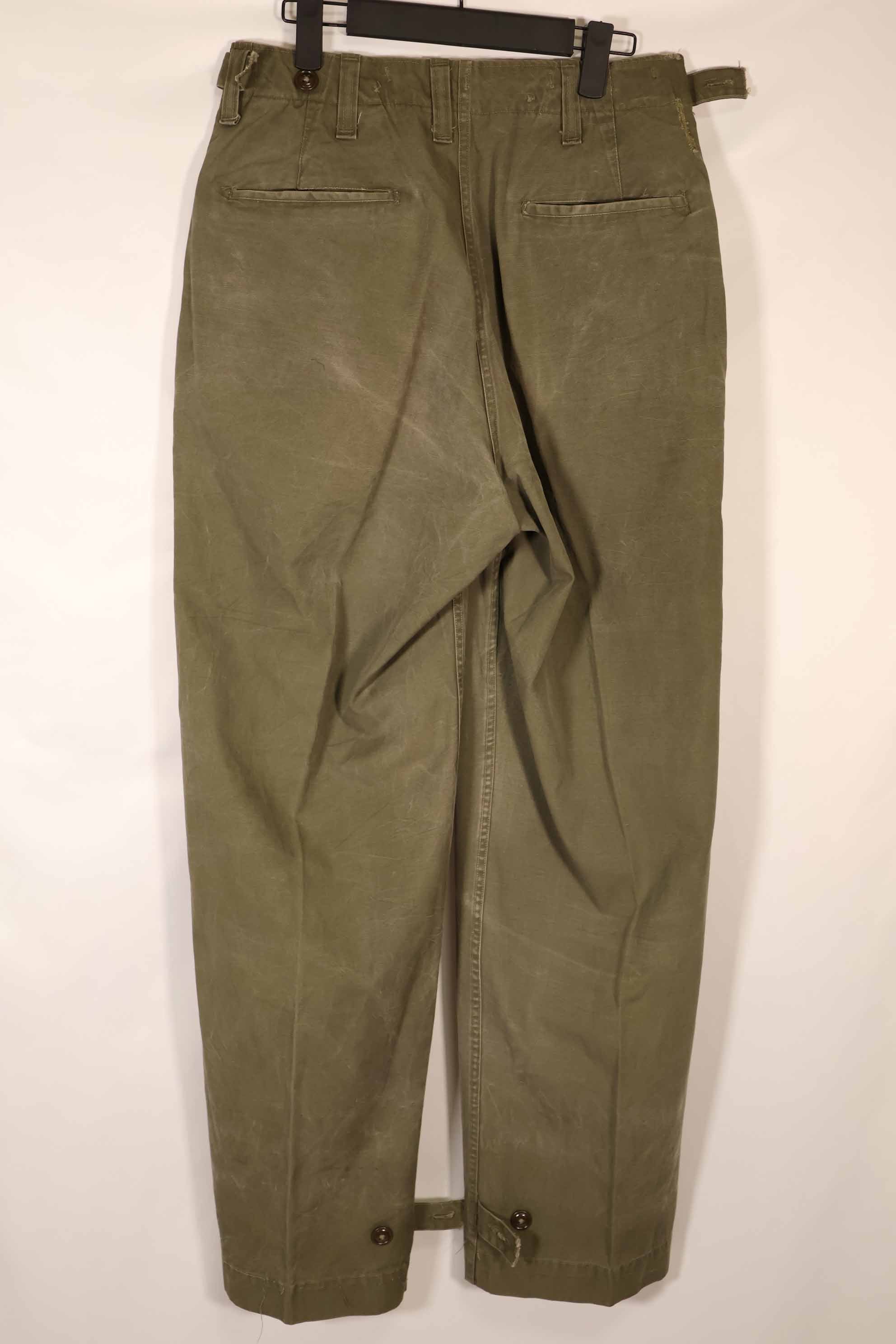 Real late 1940s - early 1950s M45 OD cotton field pants, used, strong signs of use.