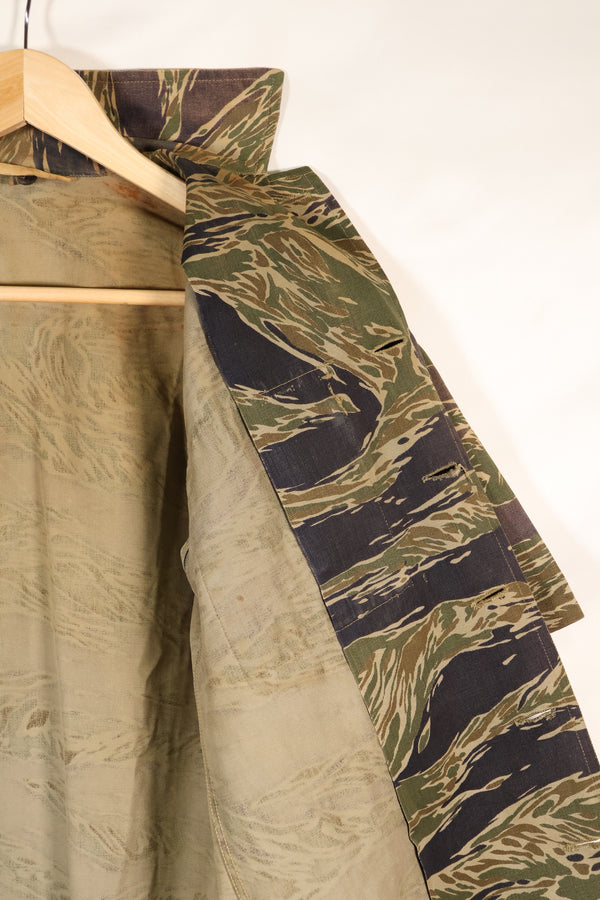 1960's semi A-M silver tiger shirt Asian cut epaulette modified used