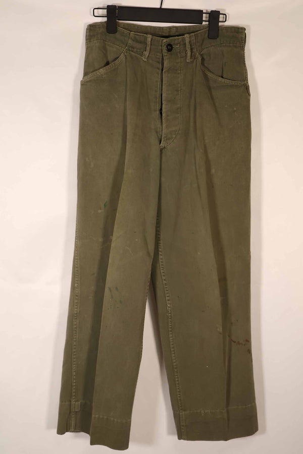 Real late 1940s - early 1950s M45 OD cotton field pants, used, strong signs of use.