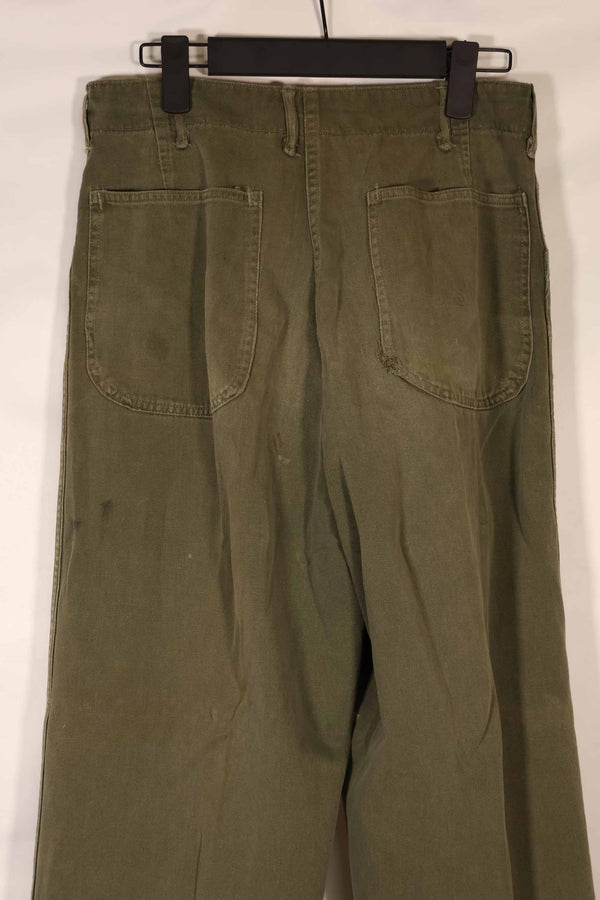 Real late 1940s - early 1950s M45 OD cotton field pants, used, strong signs of use.