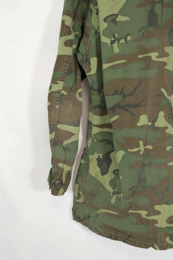 Real 1967 non ripstop ERDL jungle fatigues jacket, faded, used.