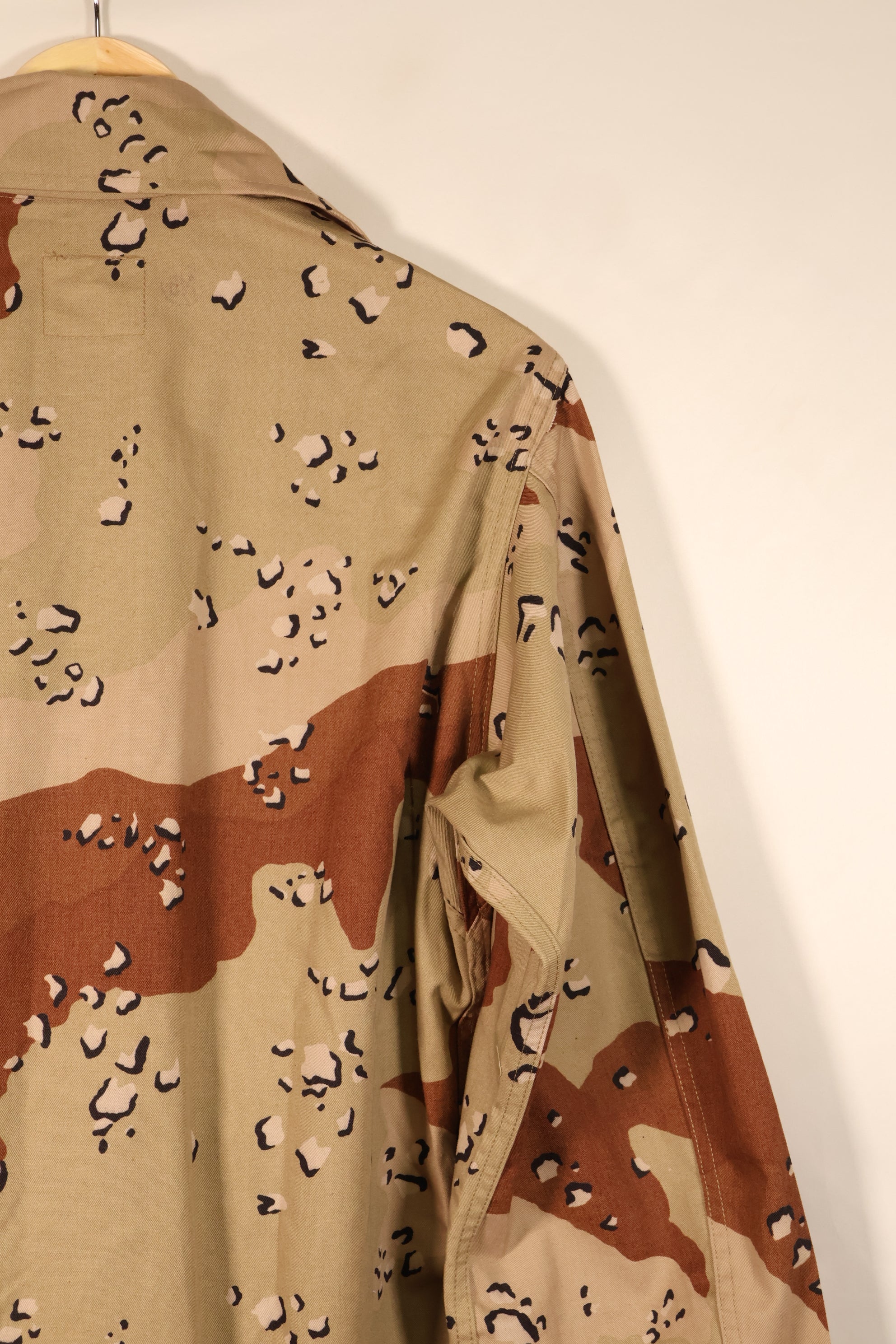 1990 Contract, S-S, DPSC Model, 6C Desert Camo, Chocolate Chip Camo, Jacket, Used