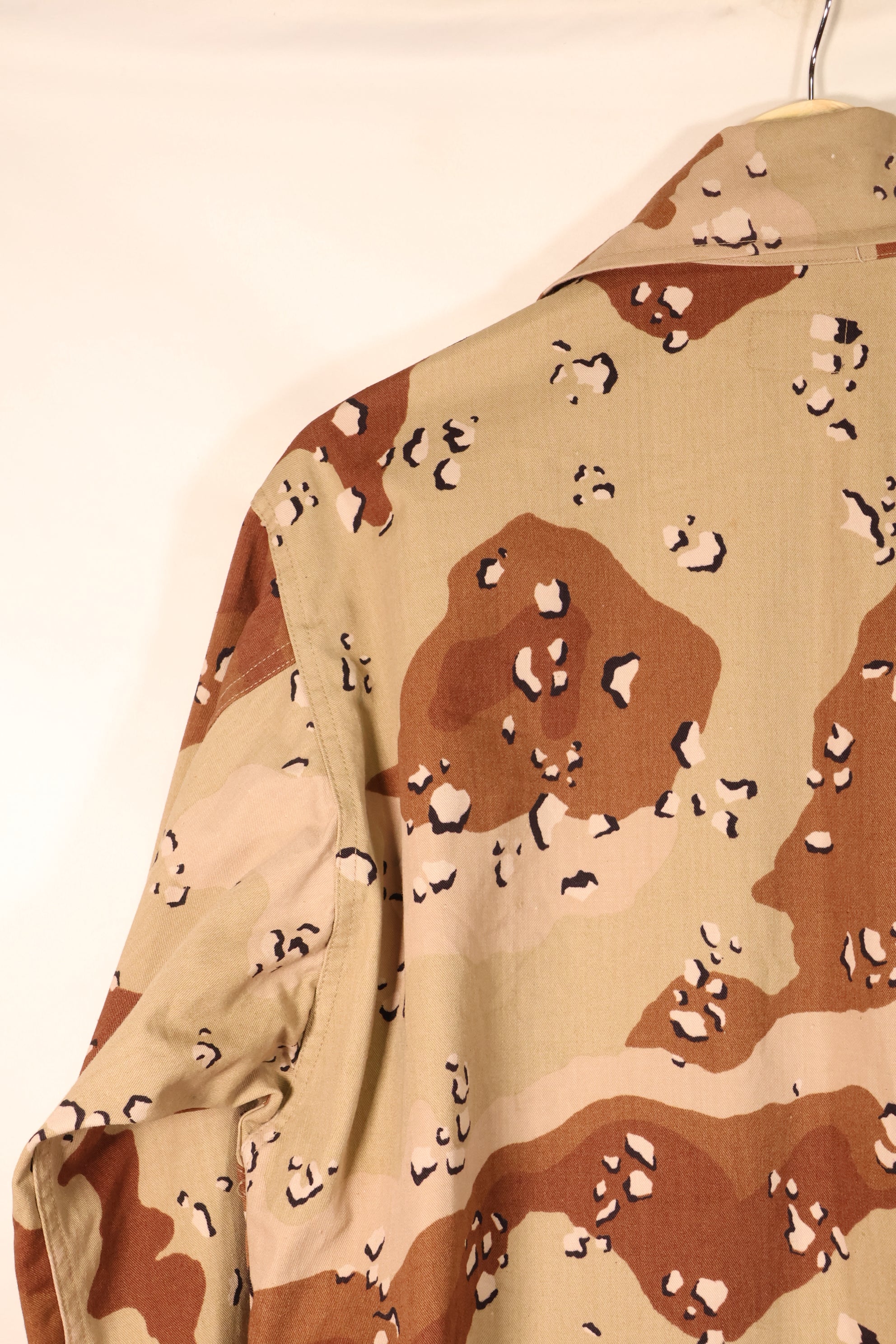 1990 Contract, M-S, 6C Desert Pattern, Chocolate Chip Camo Jacket, Late Model, Used, Grade B