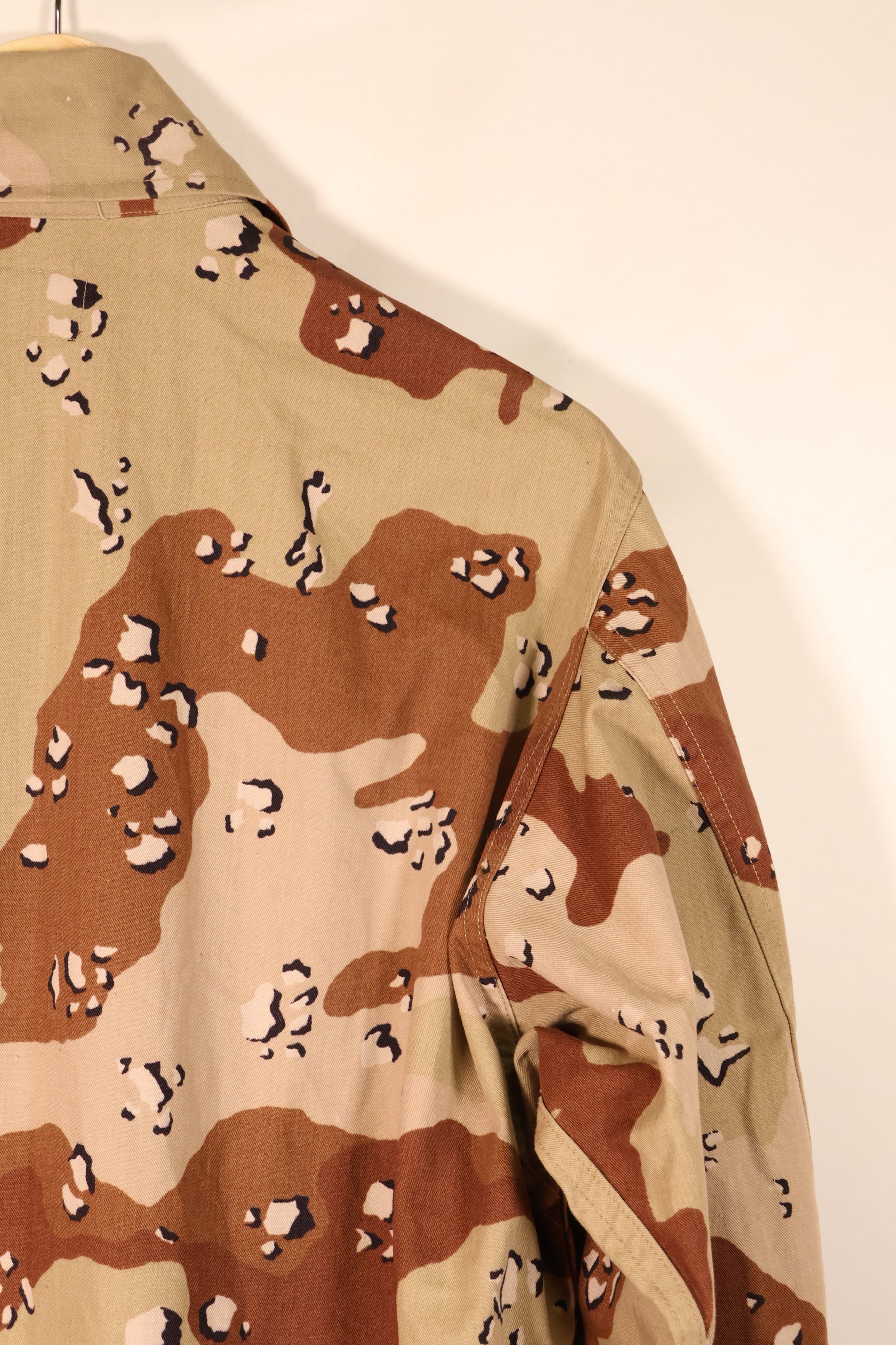 1990 Contract, M-S, 6C Desert Pattern, Chocolate Chip Camo Jacket, Late Model, Used, Grade B