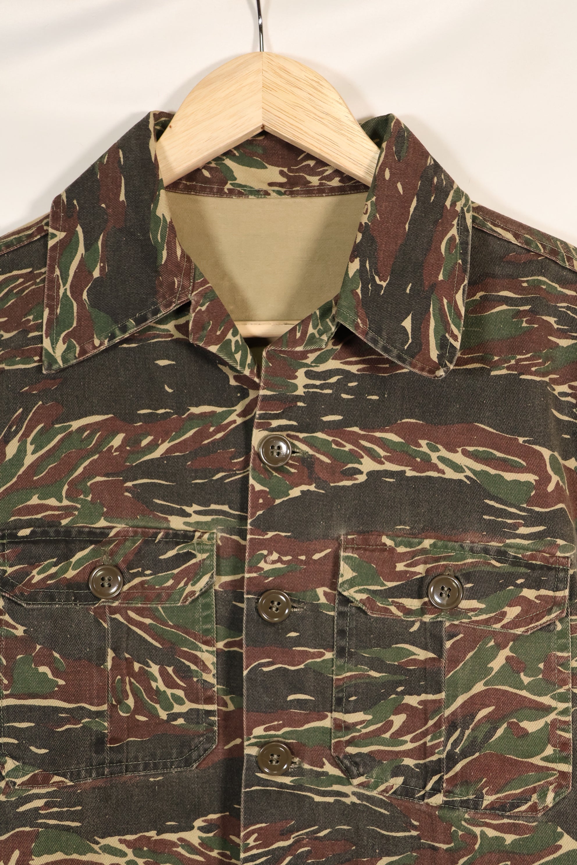 1970s Silver Tiger Tiger Stripe Shirt Tie Tiger 4 Pockets Used