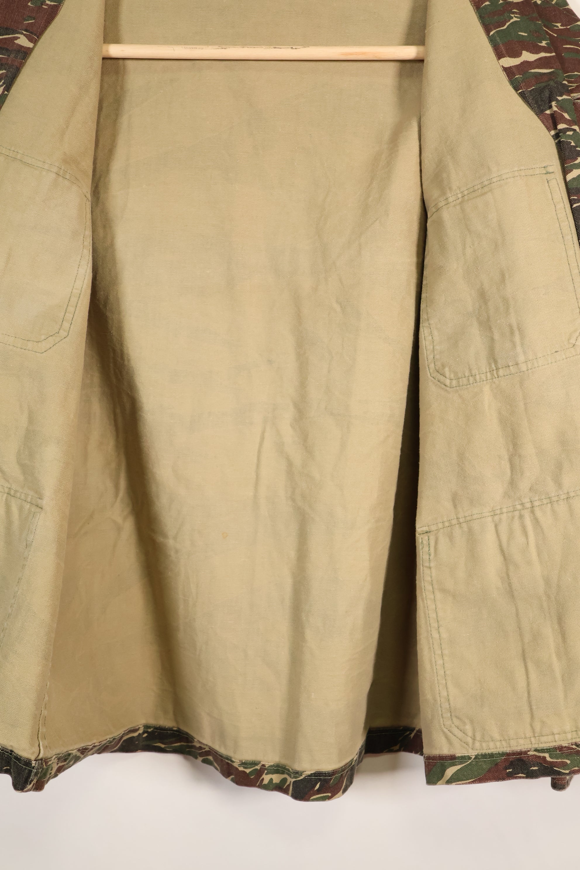 1970s Silver Tiger Tiger Stripe Shirt Tie Tiger 4 Pockets Used