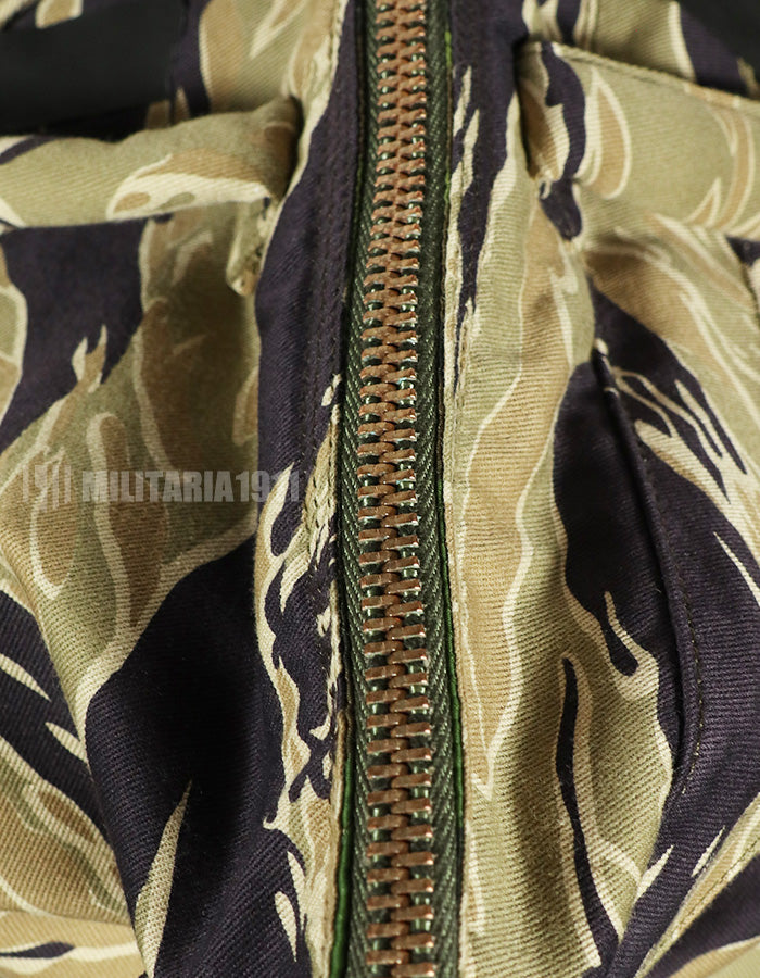 2nd Run MILITARIA 1911 Gold Tiger Stripe 1960s-70s Helmet Bag